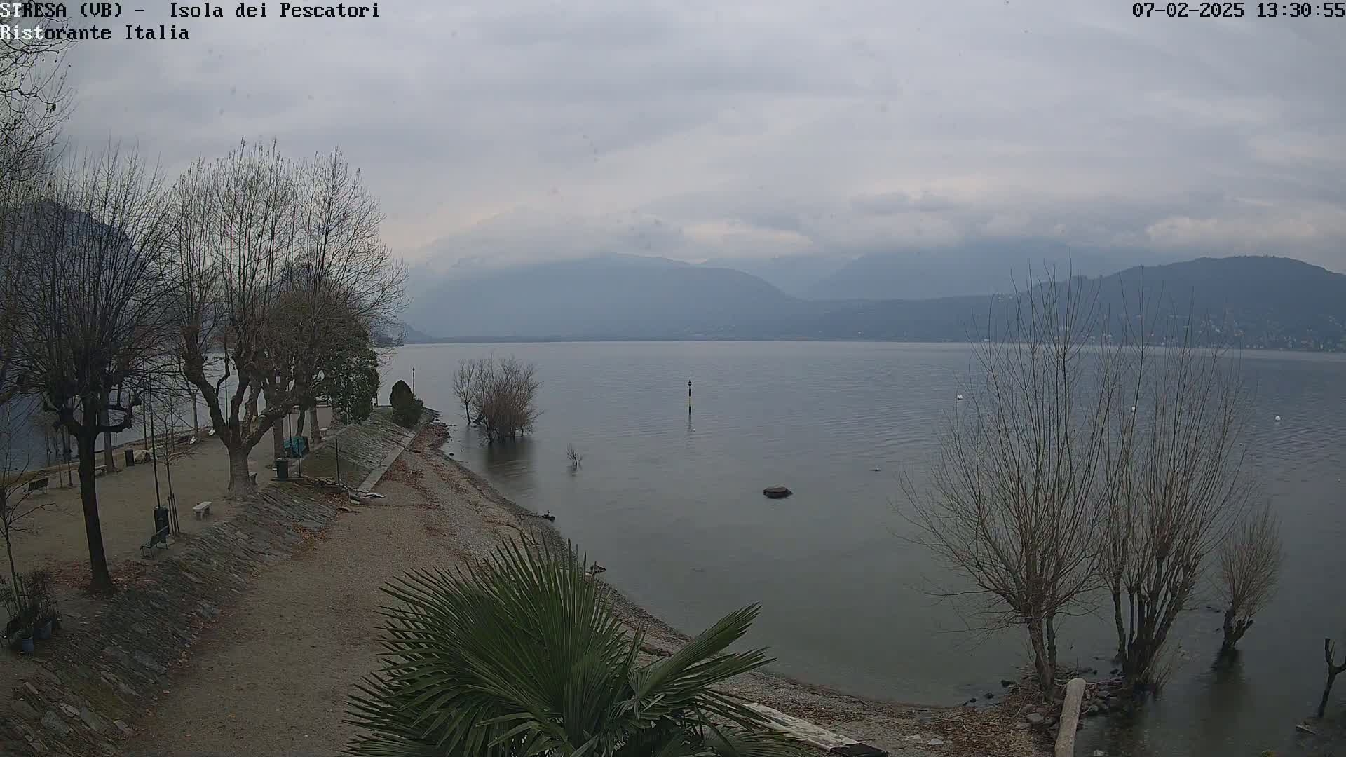 Isola dei Pescatori Island, Maggiore Lake Live Cam - Stresa, Piedmont, Italy