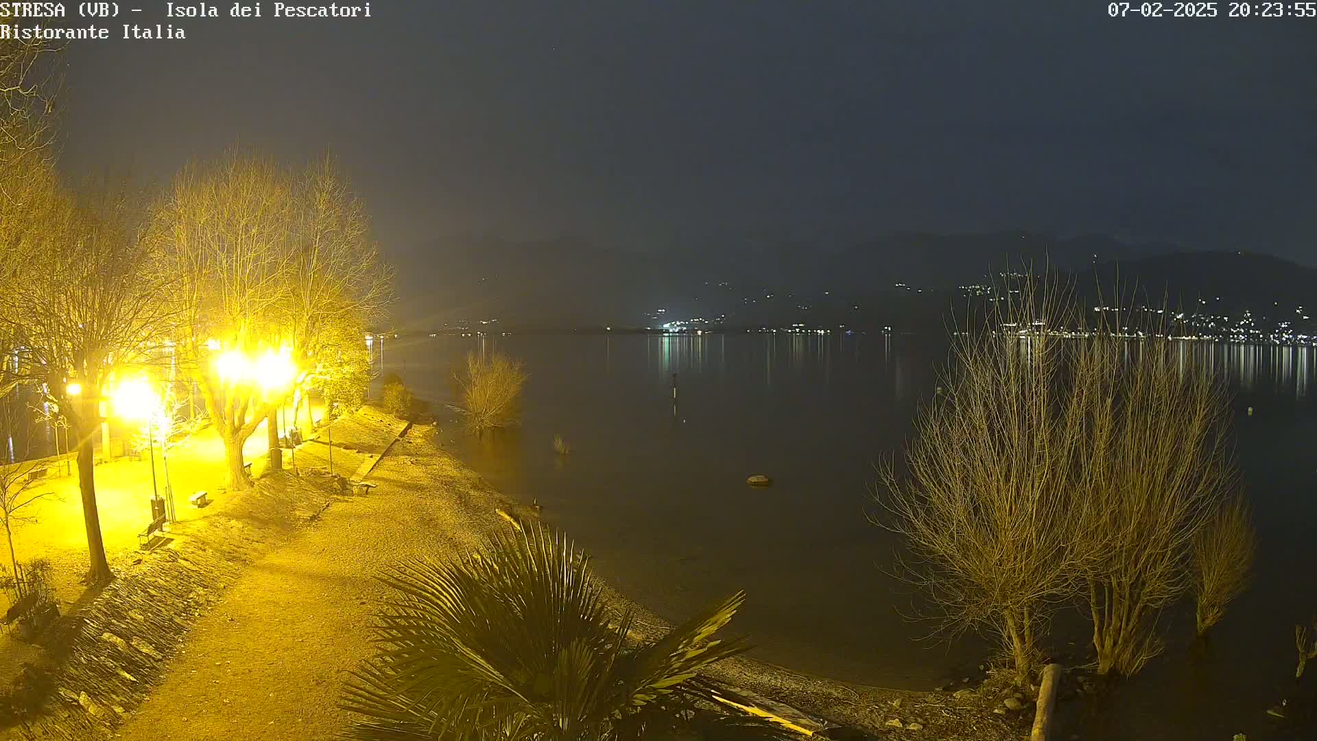 Isola dei Pescatori Island, Maggiore Lake Live Cam - Stresa, Piedmont, Italy