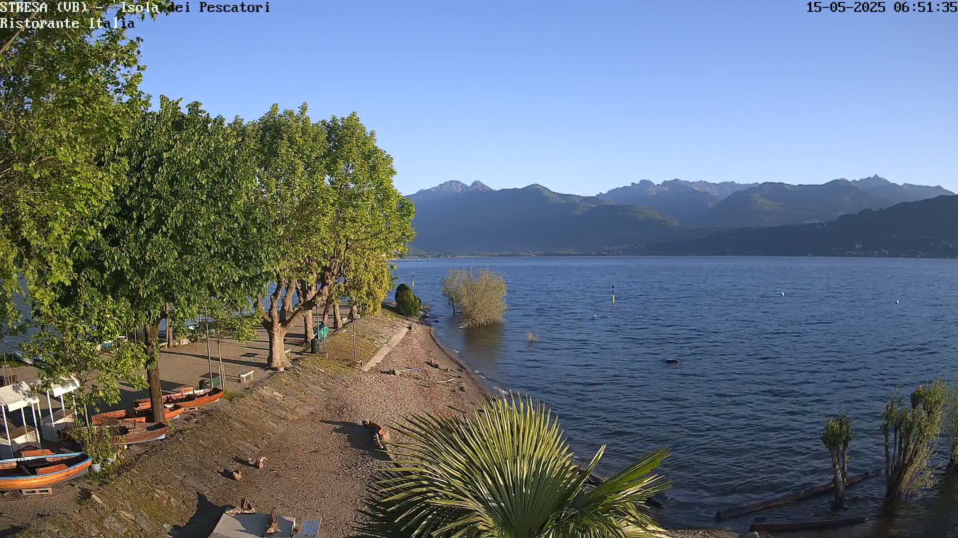 Isola dei Pescatori Island, Maggiore Lake Live Cam - Stresa, Piedmont, Italy