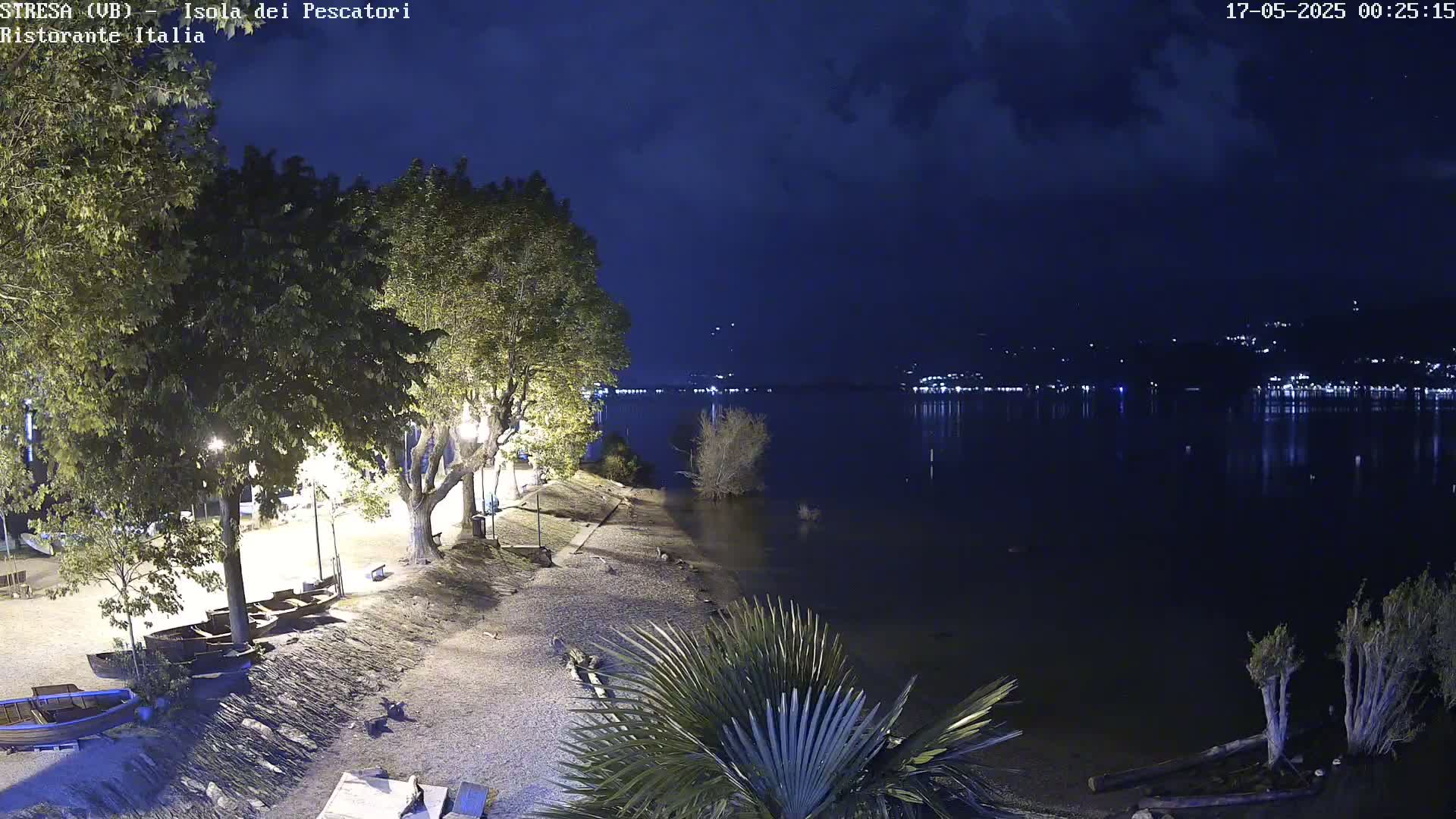 Isola dei Pescatori Island, Maggiore Lake Live Cam - Stresa, Piedmont, Italy