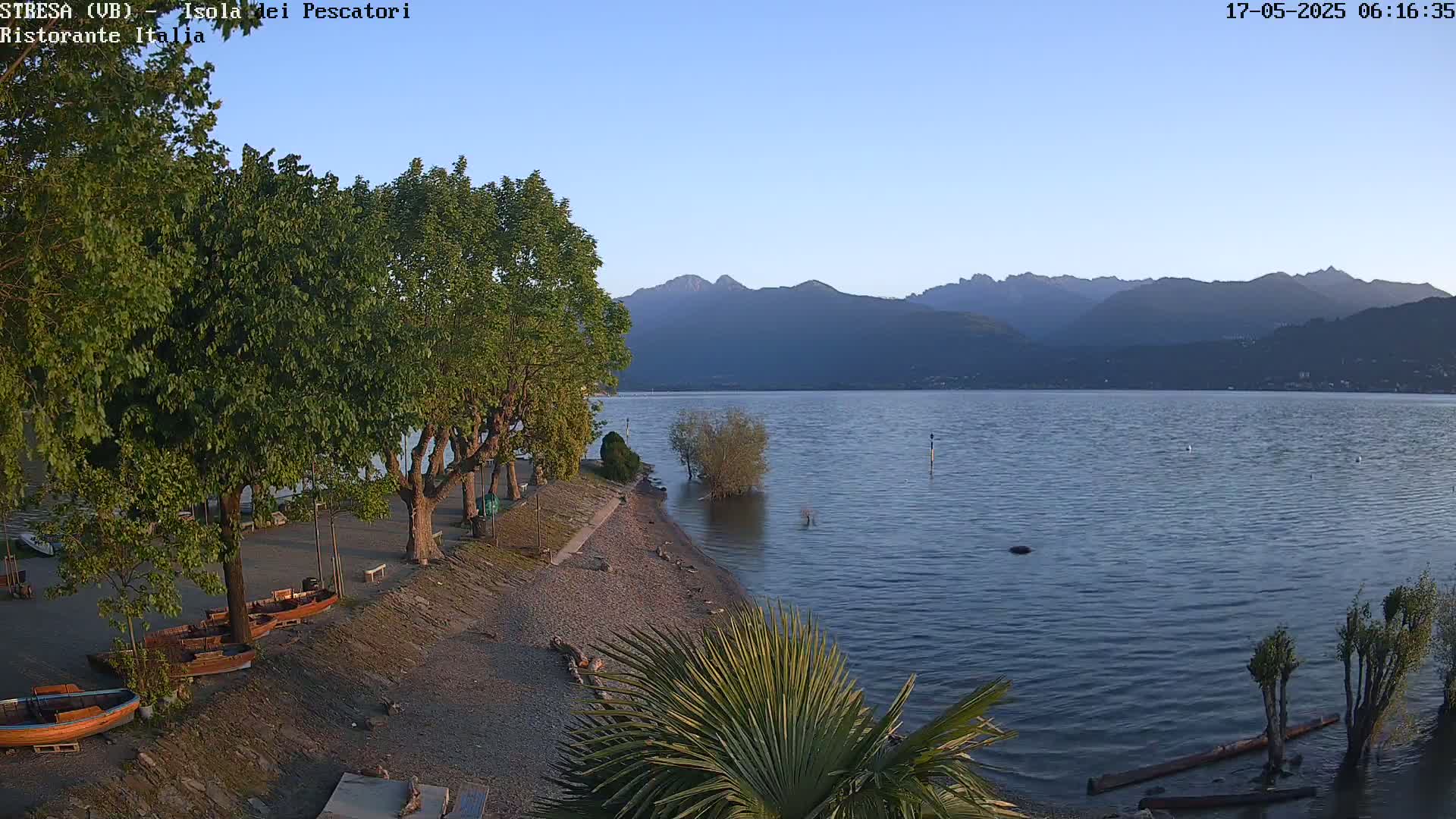Isola dei Pescatori Island, Maggiore Lake Live Cam - Stresa, Piedmont, Italy