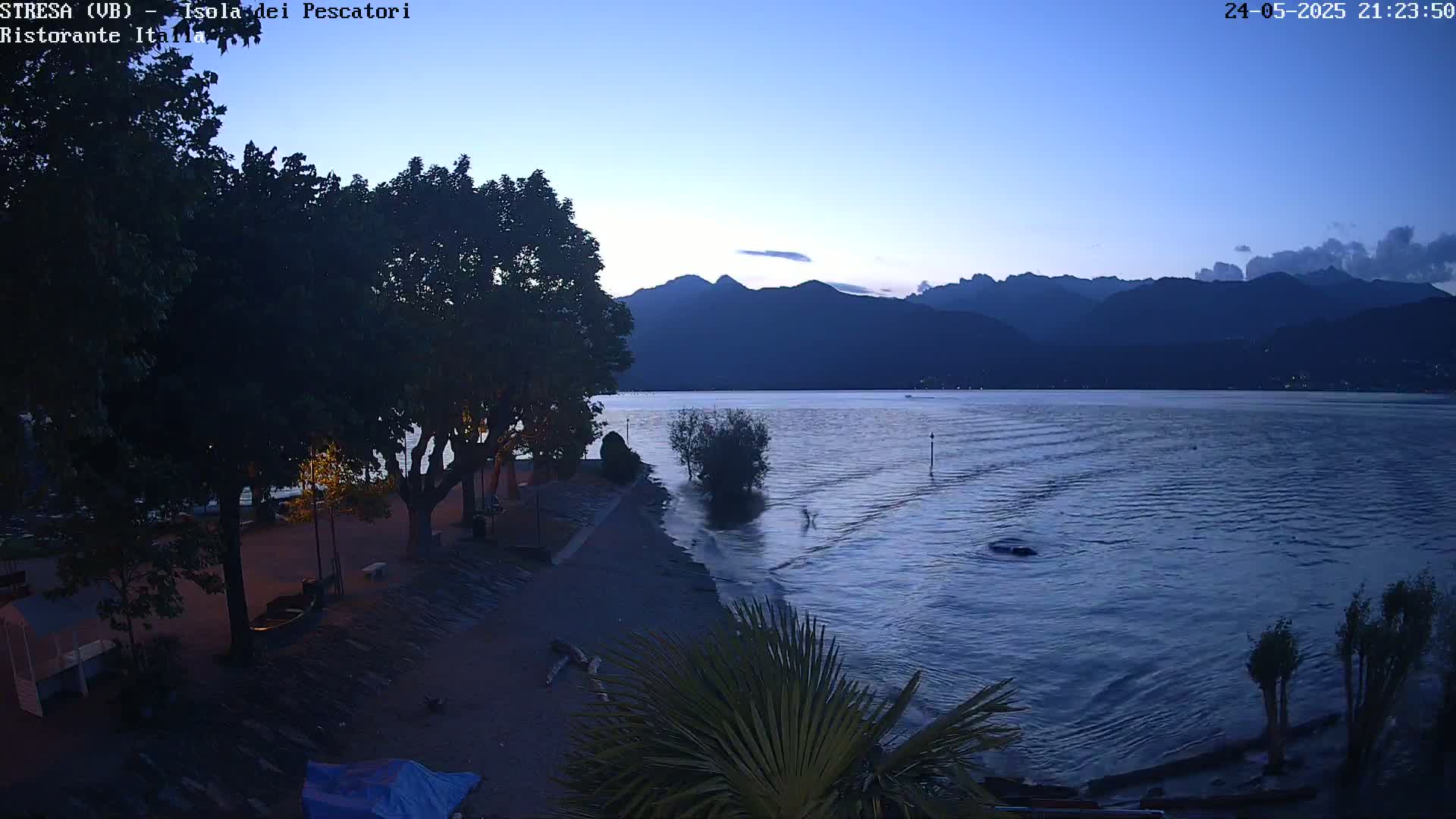 Isola dei Pescatori Island, Maggiore Lake Live Cam - Stresa, Piedmont, Italy