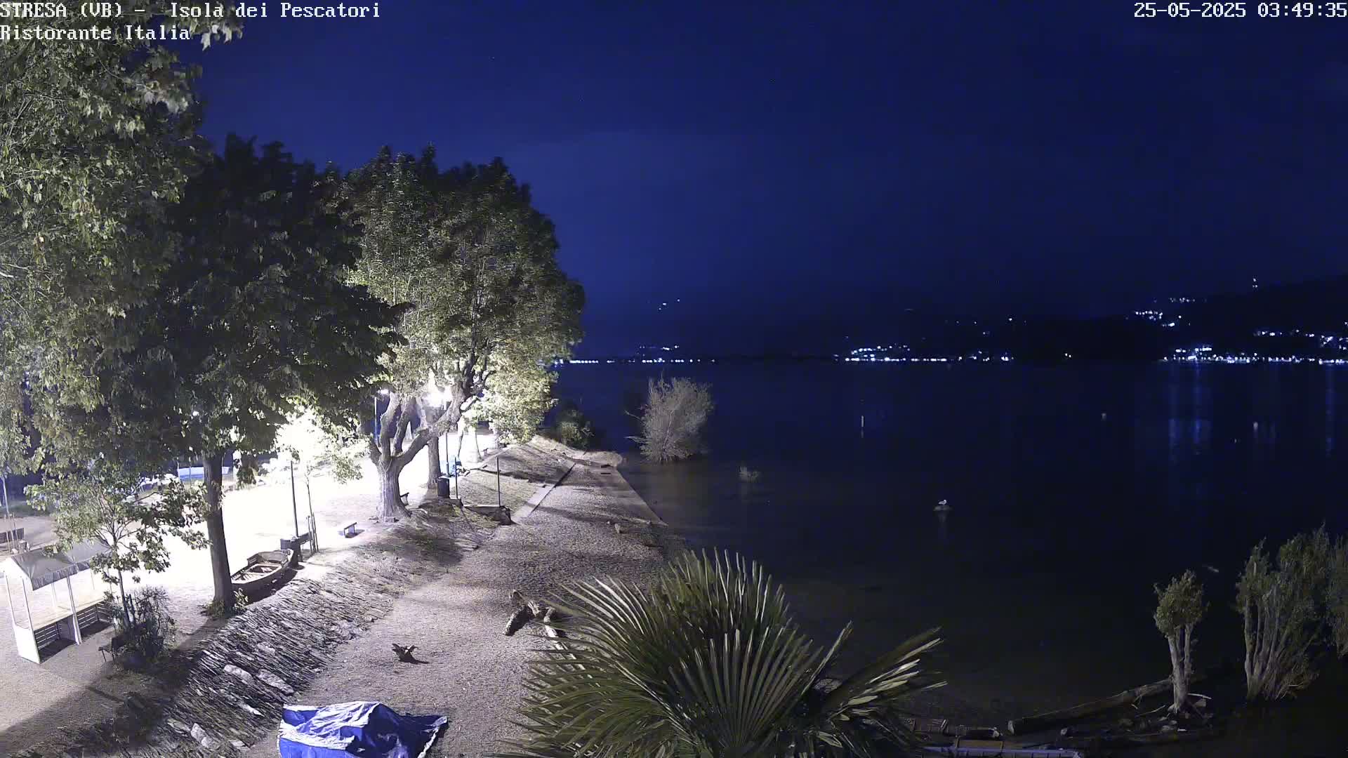 Isola dei Pescatori Island, Maggiore Lake Live Cam - Stresa, Piedmont, Italy