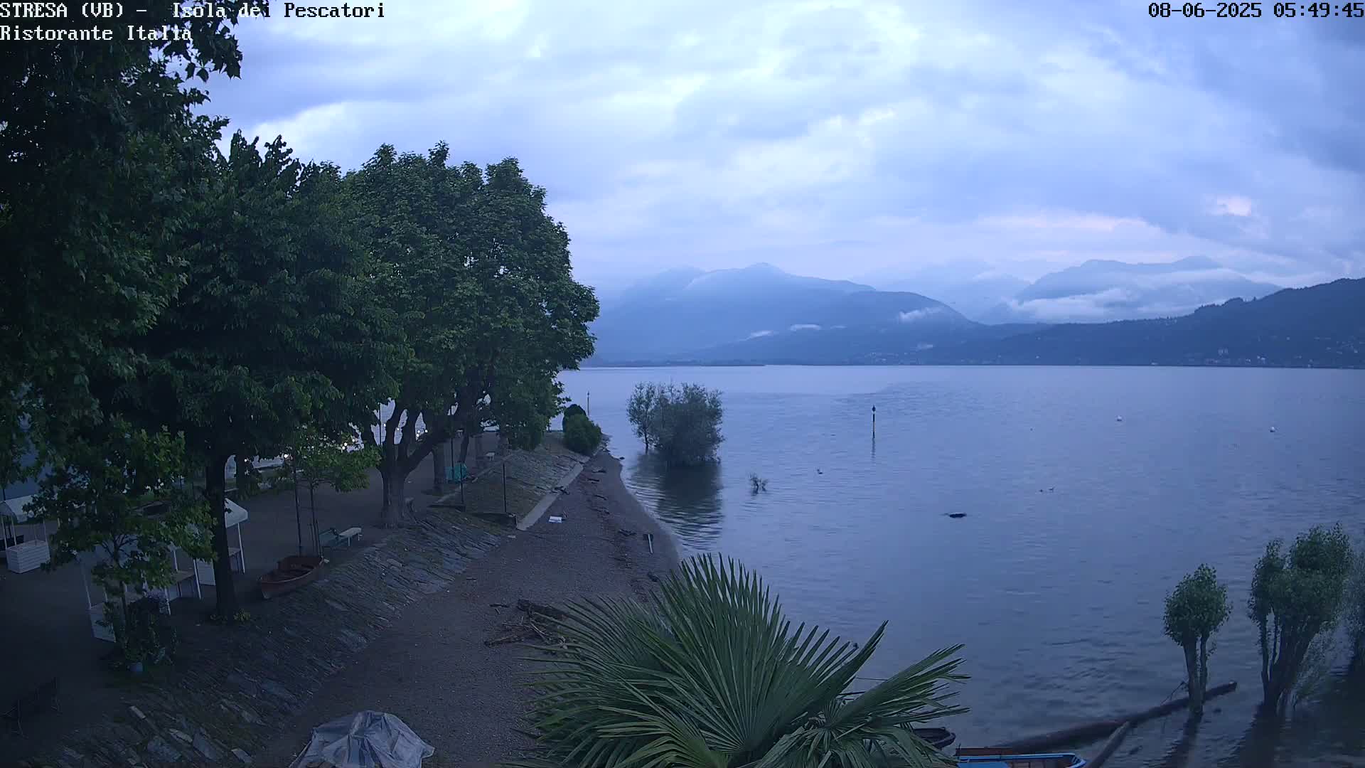 Isola dei Pescatori Island, Maggiore Lake Live Cam - Stresa, Piedmont, Italy