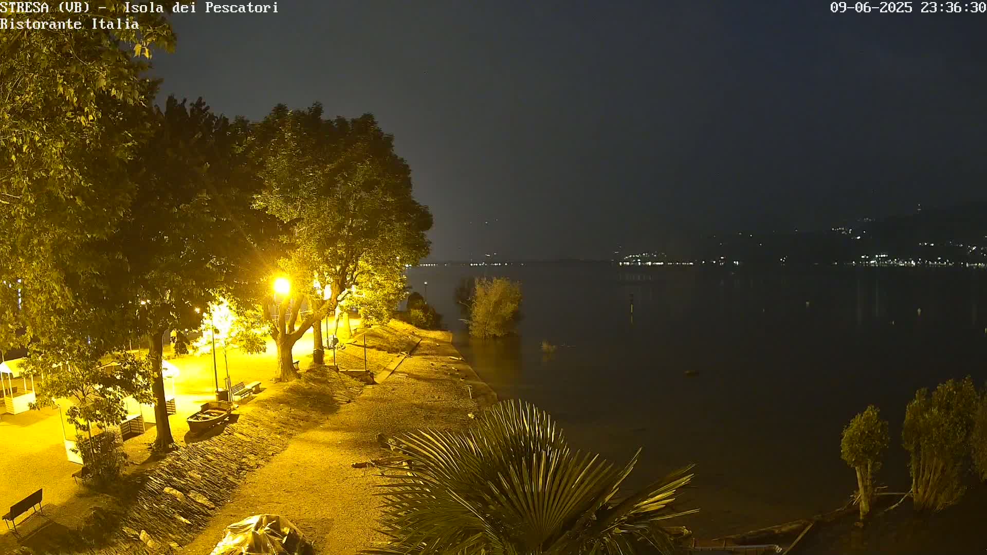 Isola dei Pescatori Island, Maggiore Lake Live Cam - Stresa, Piedmont, Italy