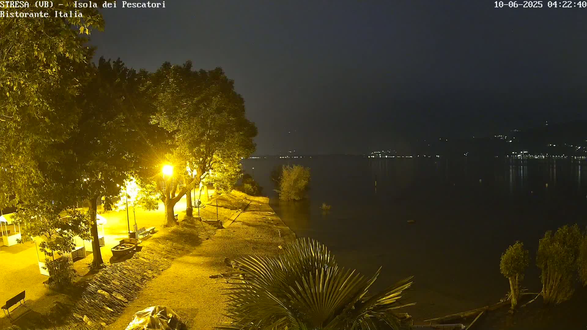 Isola dei Pescatori Island, Maggiore Lake Live Cam - Stresa, Piedmont, Italy