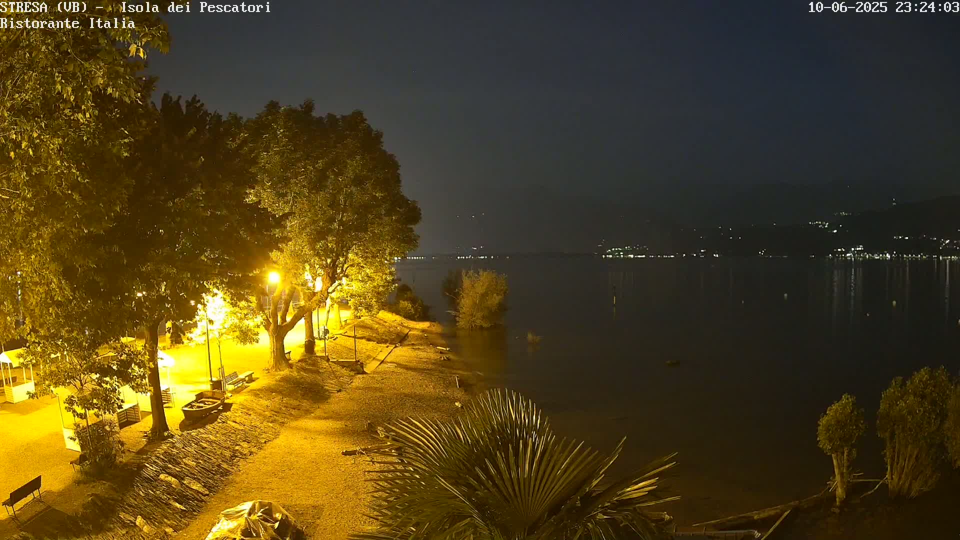 Isola dei Pescatori Island, Maggiore Lake Live Cam - Stresa, Piedmont, Italy