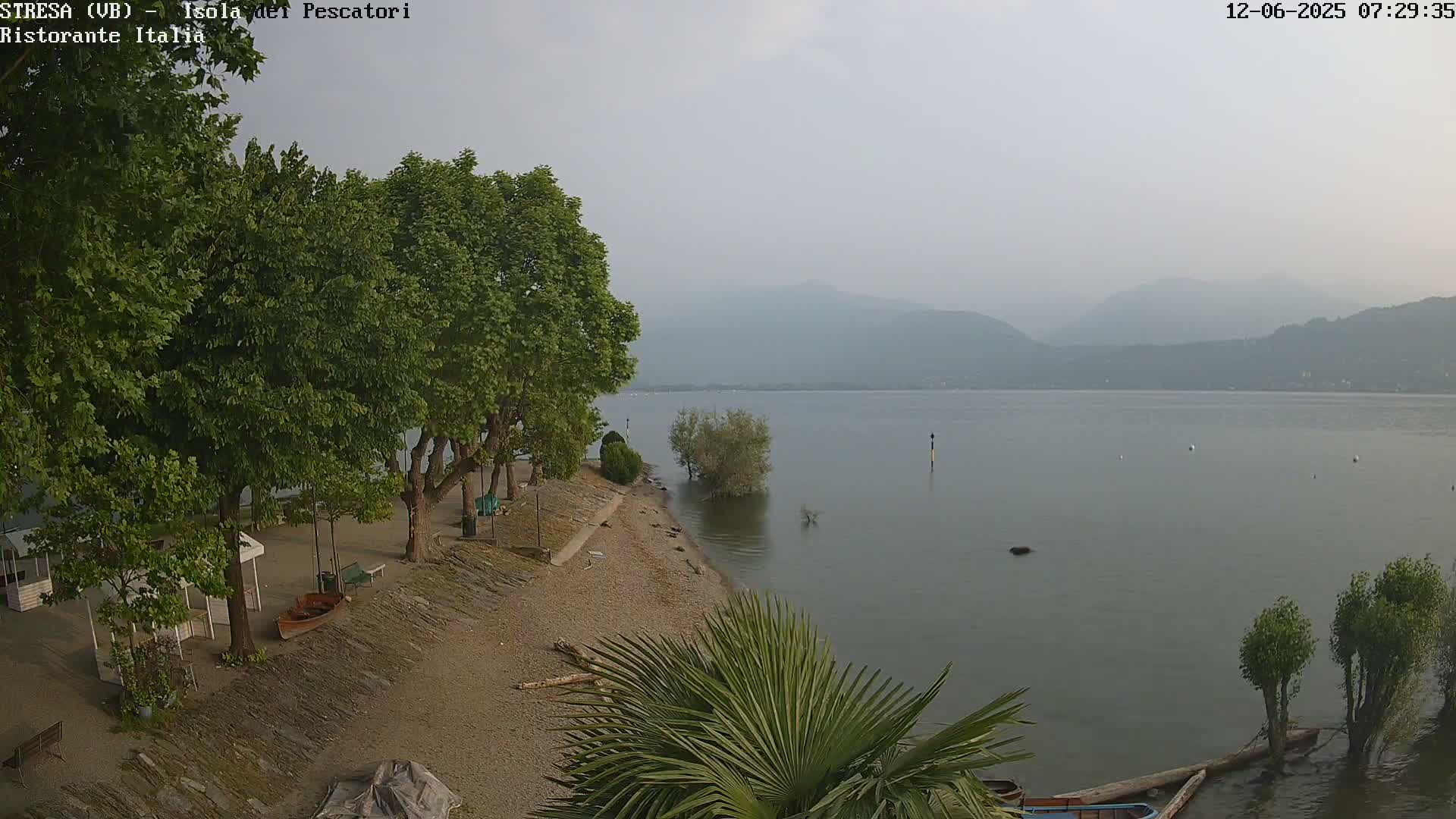 Isola dei Pescatori Island, Maggiore Lake Live Cam - Stresa, Piedmont, Italy