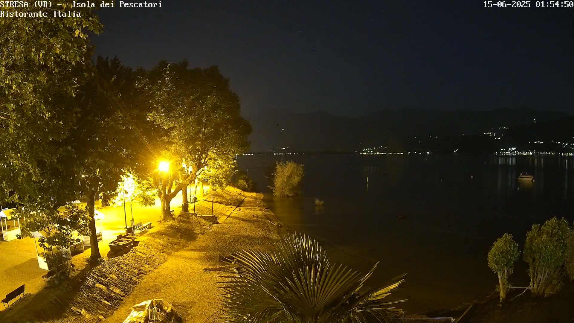 Isola dei Pescatori Island, Maggiore Lake Live Cam - Stresa, Piedmont, Italy