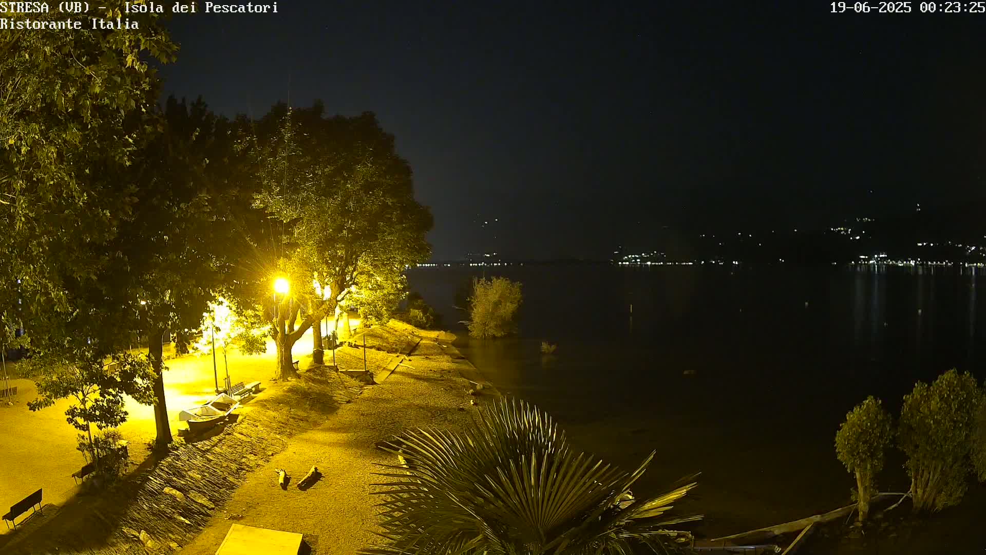 Isola dei Pescatori Island, Maggiore Lake Live Cam - Stresa, Piedmont, Italy