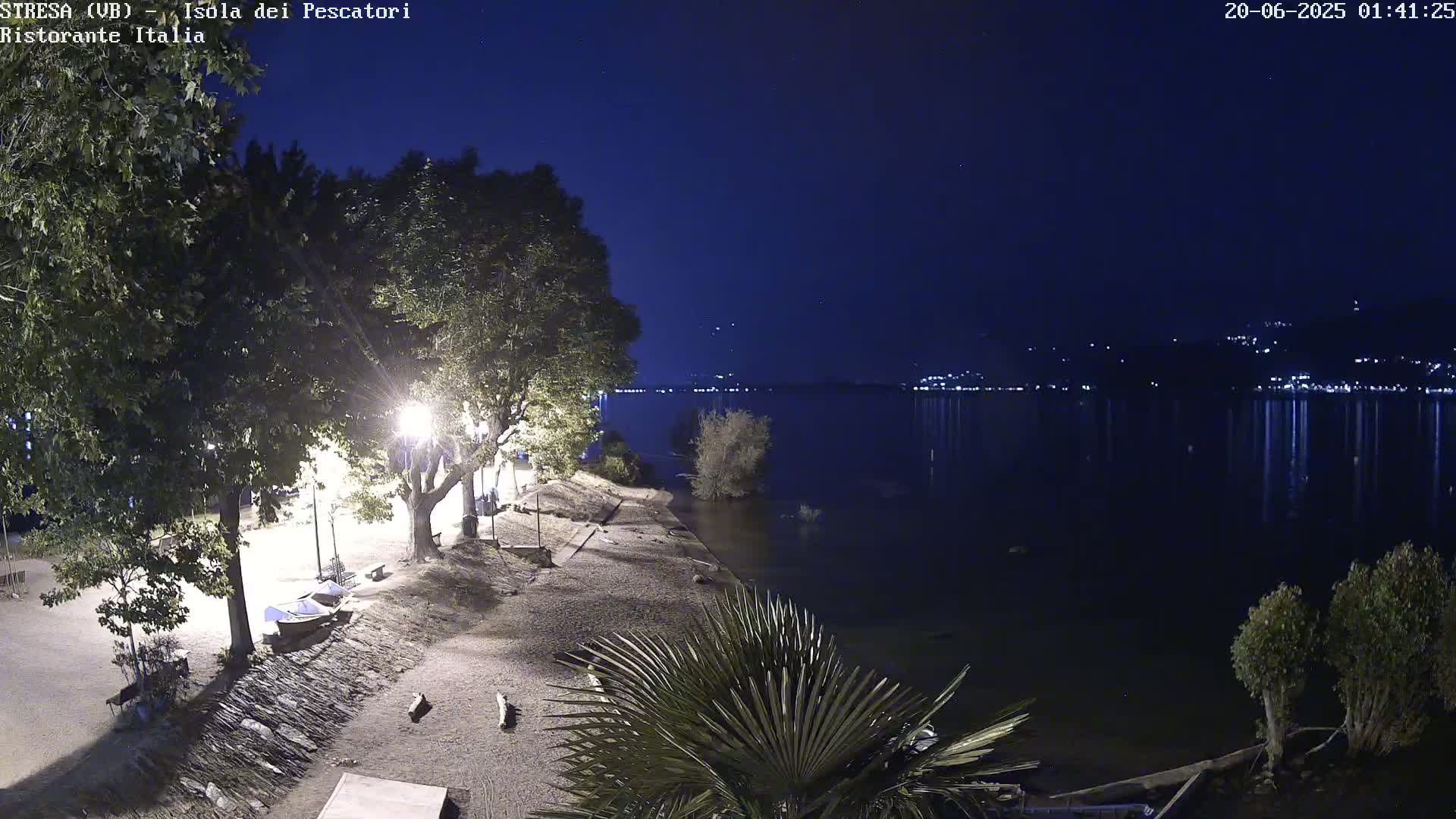 Isola dei Pescatori Island, Maggiore Lake Live Cam - Stresa, Piedmont, Italy