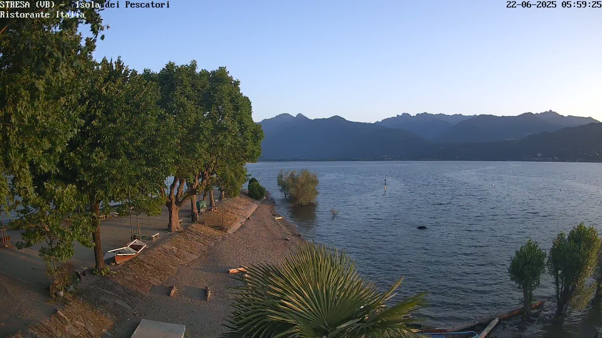 Isola dei Pescatori Island, Maggiore Lake Live Cam - Stresa, Piedmont, Italy