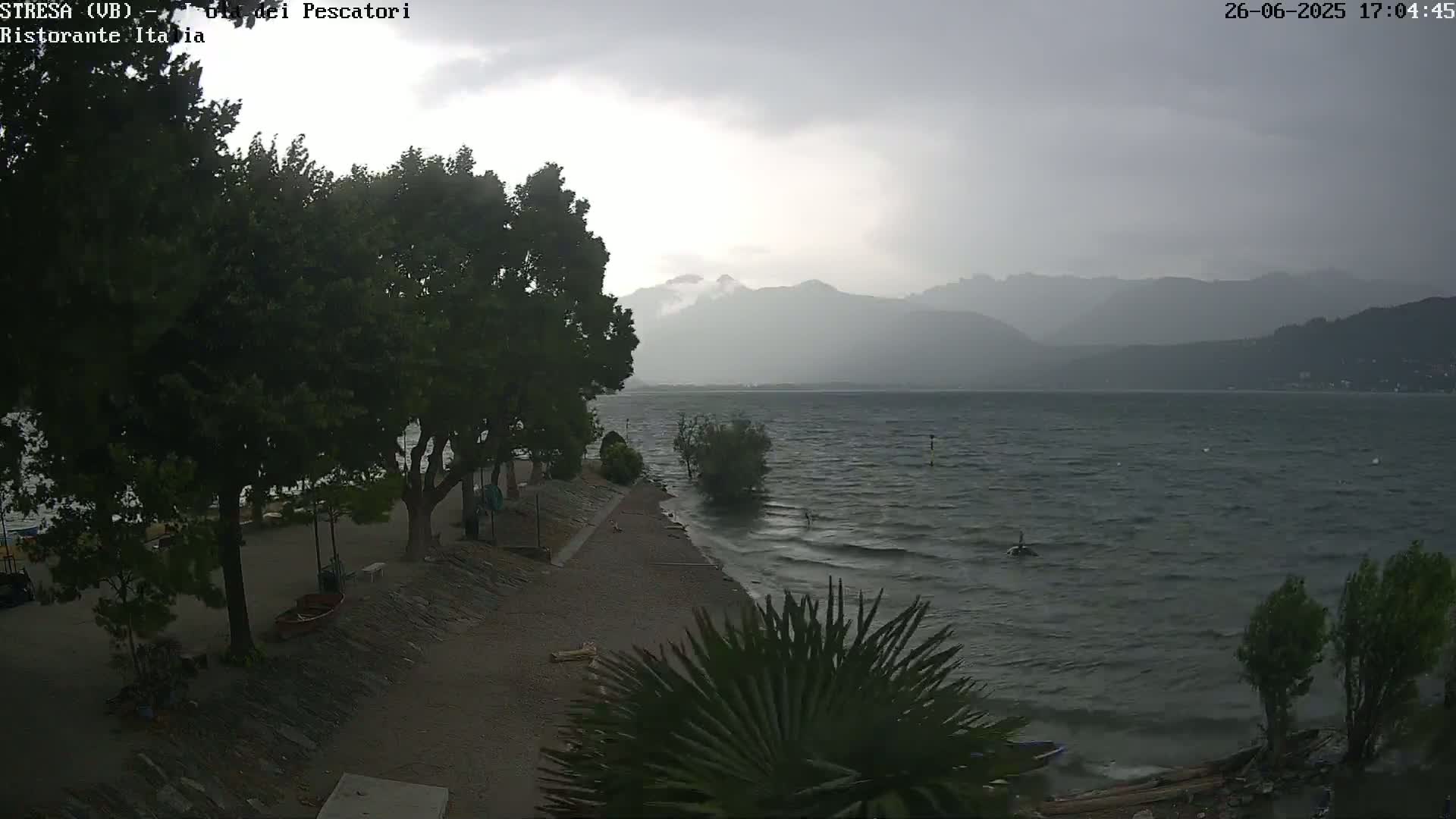 Isola dei Pescatori Island, Maggiore Lake Live Cam - Stresa, Piedmont, Italy