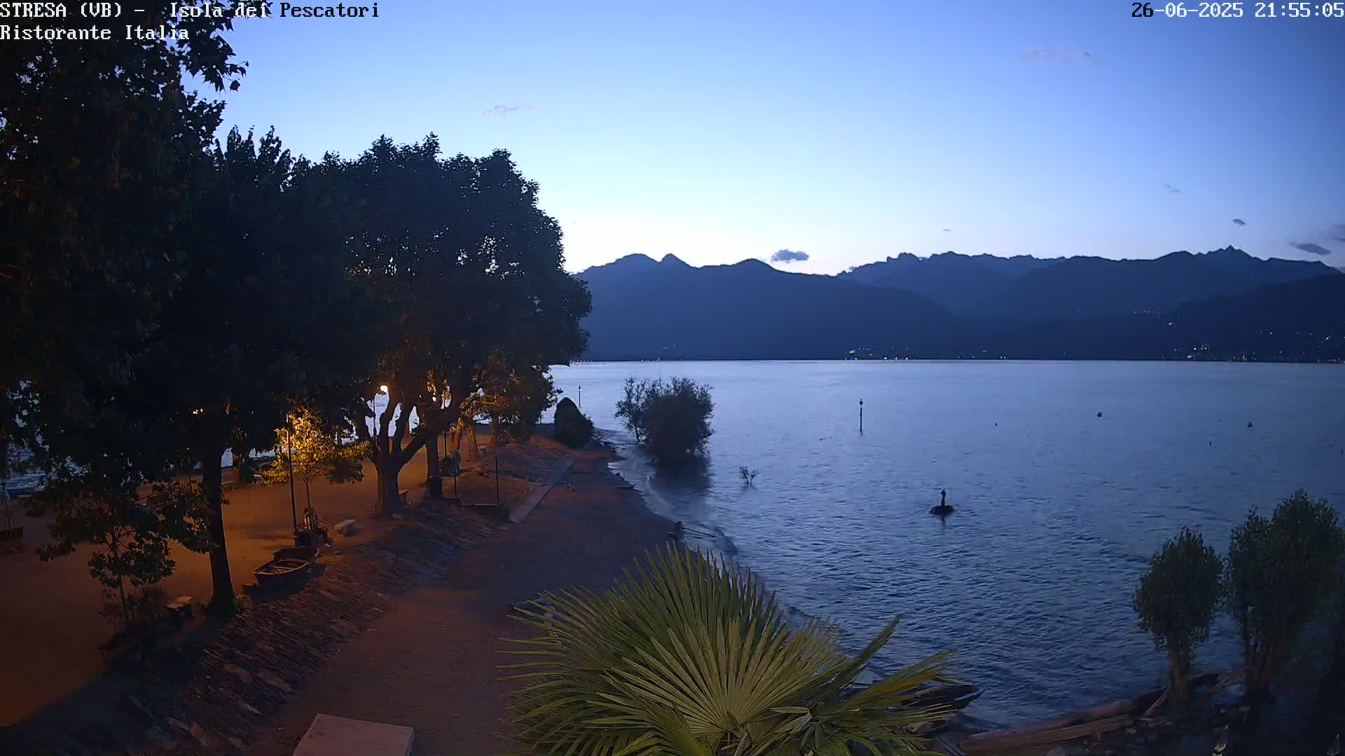 Isola dei Pescatori Island, Maggiore Lake Live Cam - Stresa, Piedmont, Italy