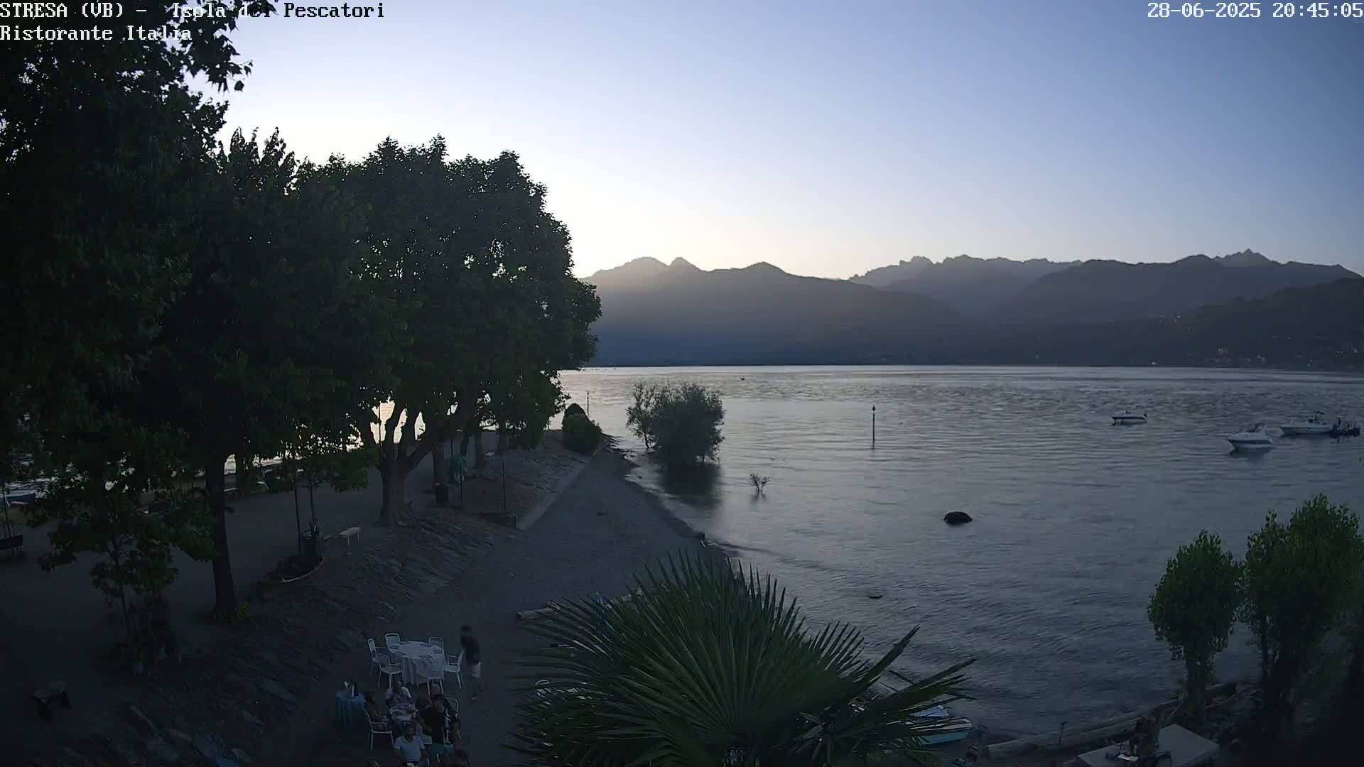 Isola dei Pescatori Island, Maggiore Lake Live Cam - Stresa, Piedmont, Italy