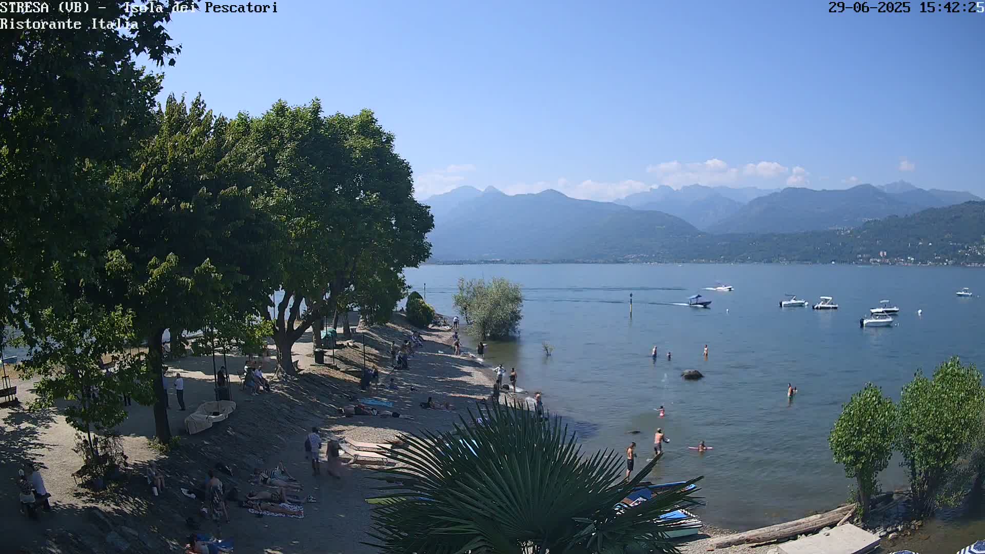 Isola dei Pescatori Island, Maggiore Lake Live Cam - Stresa, Piedmont, Italy