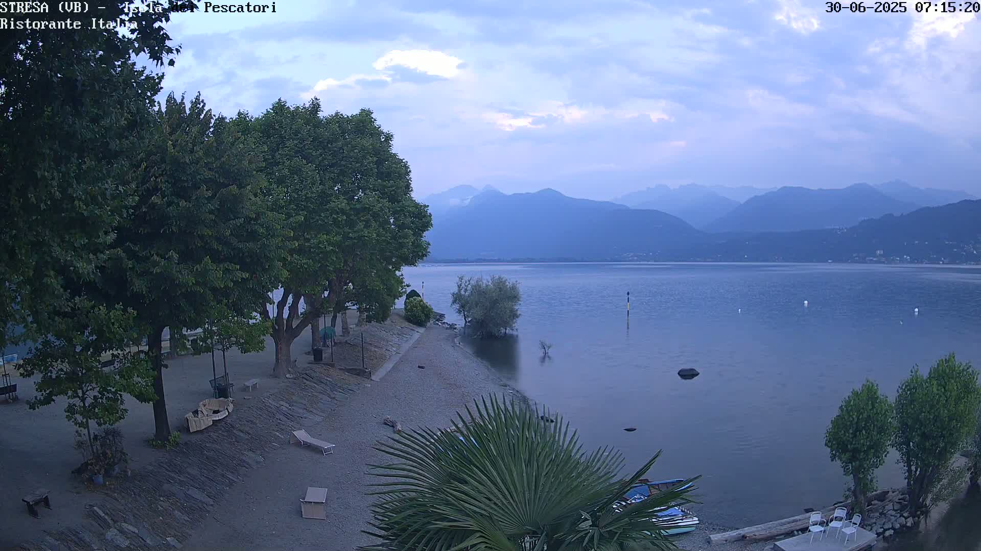 Isola dei Pescatori Island, Maggiore Lake Live Cam - Stresa, Piedmont, Italy