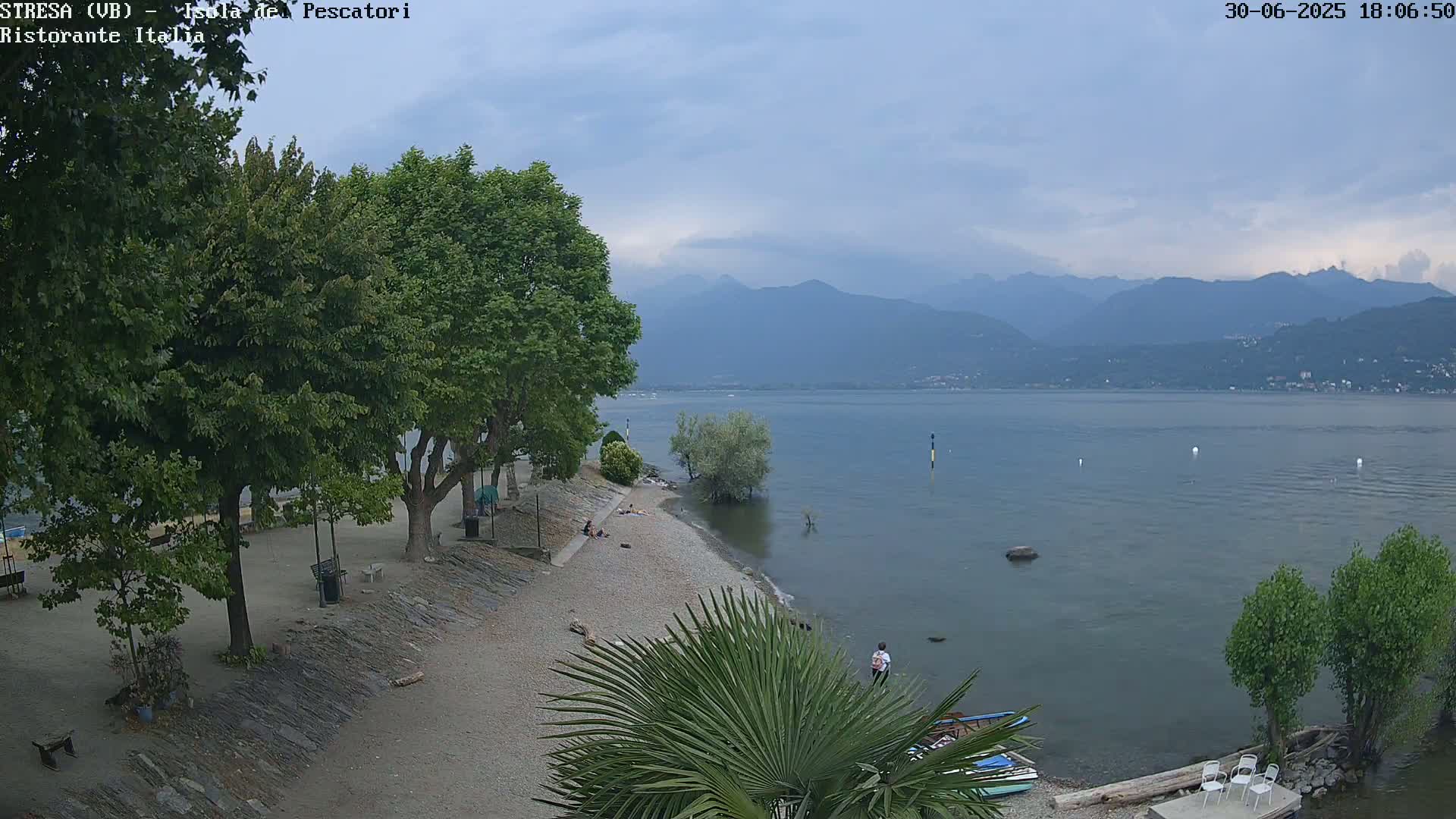 Isola dei Pescatori Island, Maggiore Lake Live Cam - Stresa, Piedmont, Italy