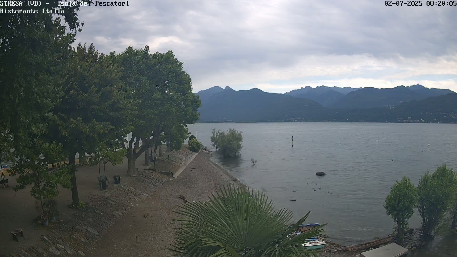Isola dei Pescatori Island, Maggiore Lake Live Cam - Stresa, Piedmont, Italy