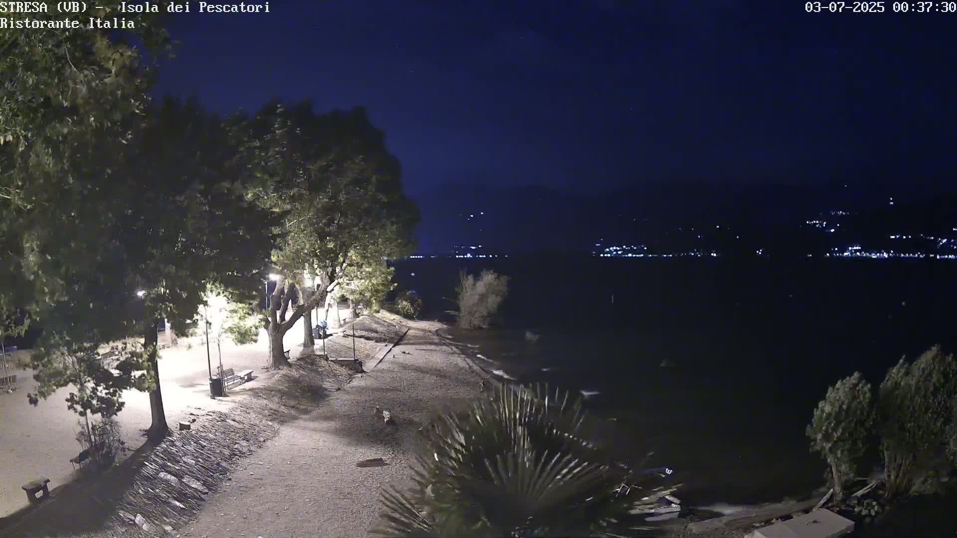 Isola dei Pescatori Island, Maggiore Lake Live Cam - Stresa, Piedmont, Italy
