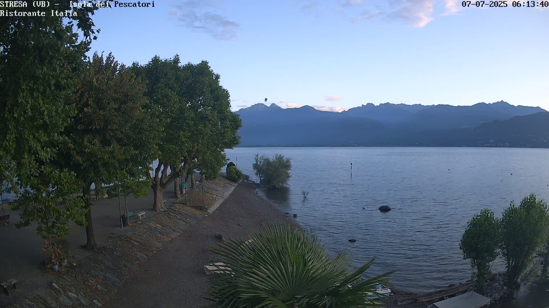 Isola dei Pescatori Island, Maggiore Lake Live Cam - Stresa, Piedmont, Italy