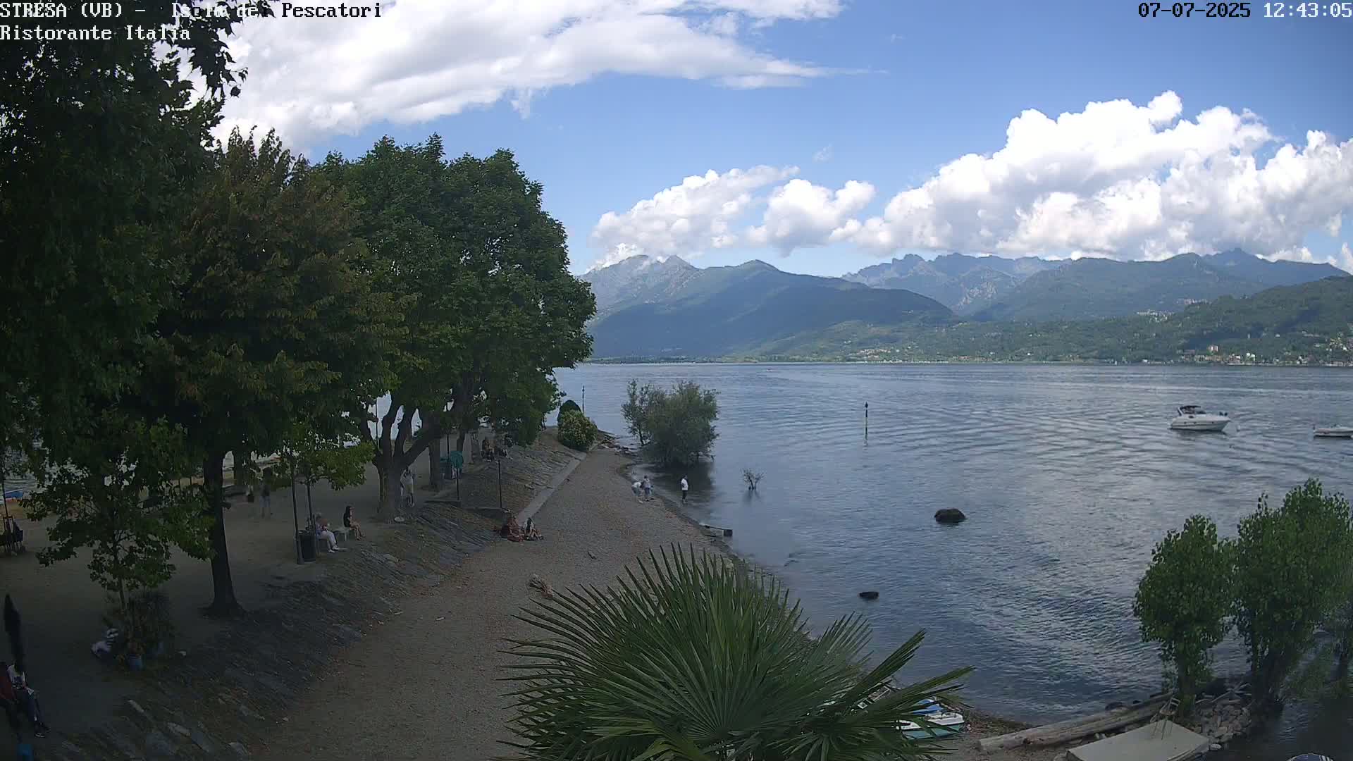 Isola dei Pescatori Island, Maggiore Lake Live Cam - Stresa, Piedmont, Italy