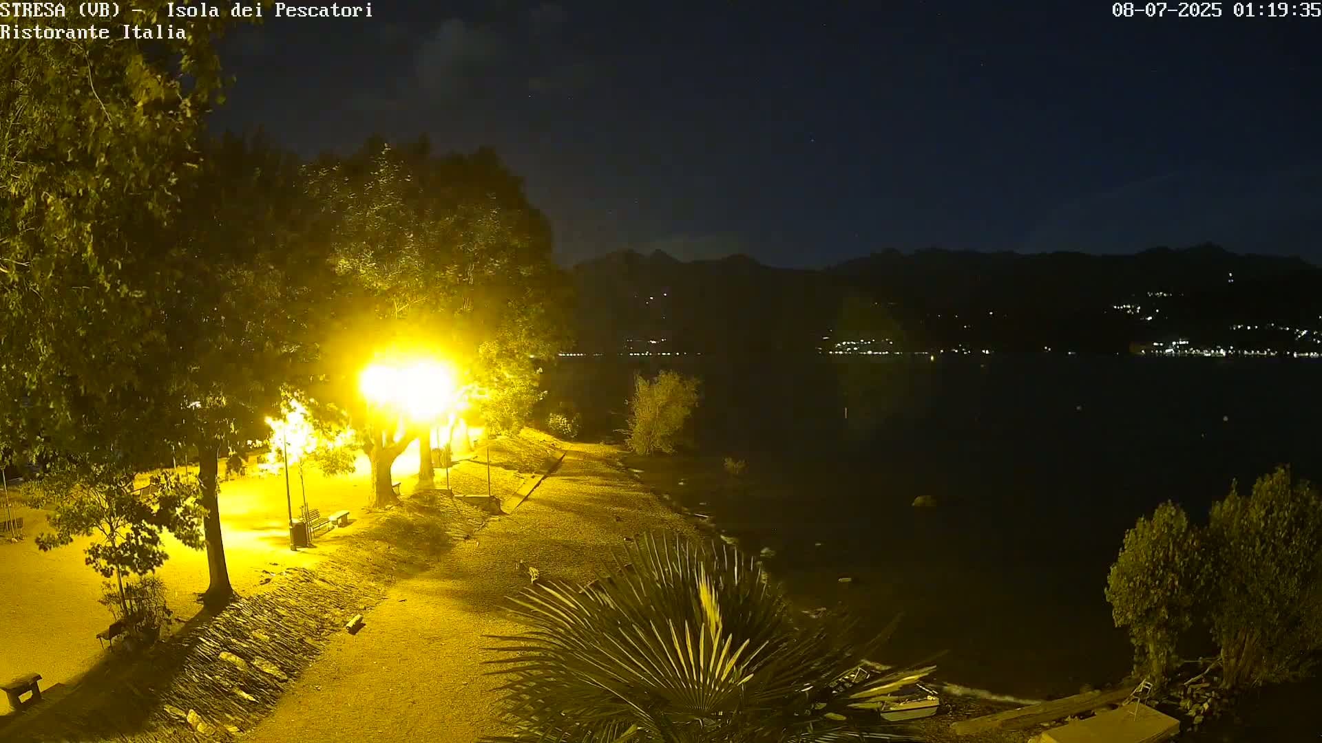 Isola dei Pescatori Island, Maggiore Lake Live Cam - Stresa, Piedmont, Italy