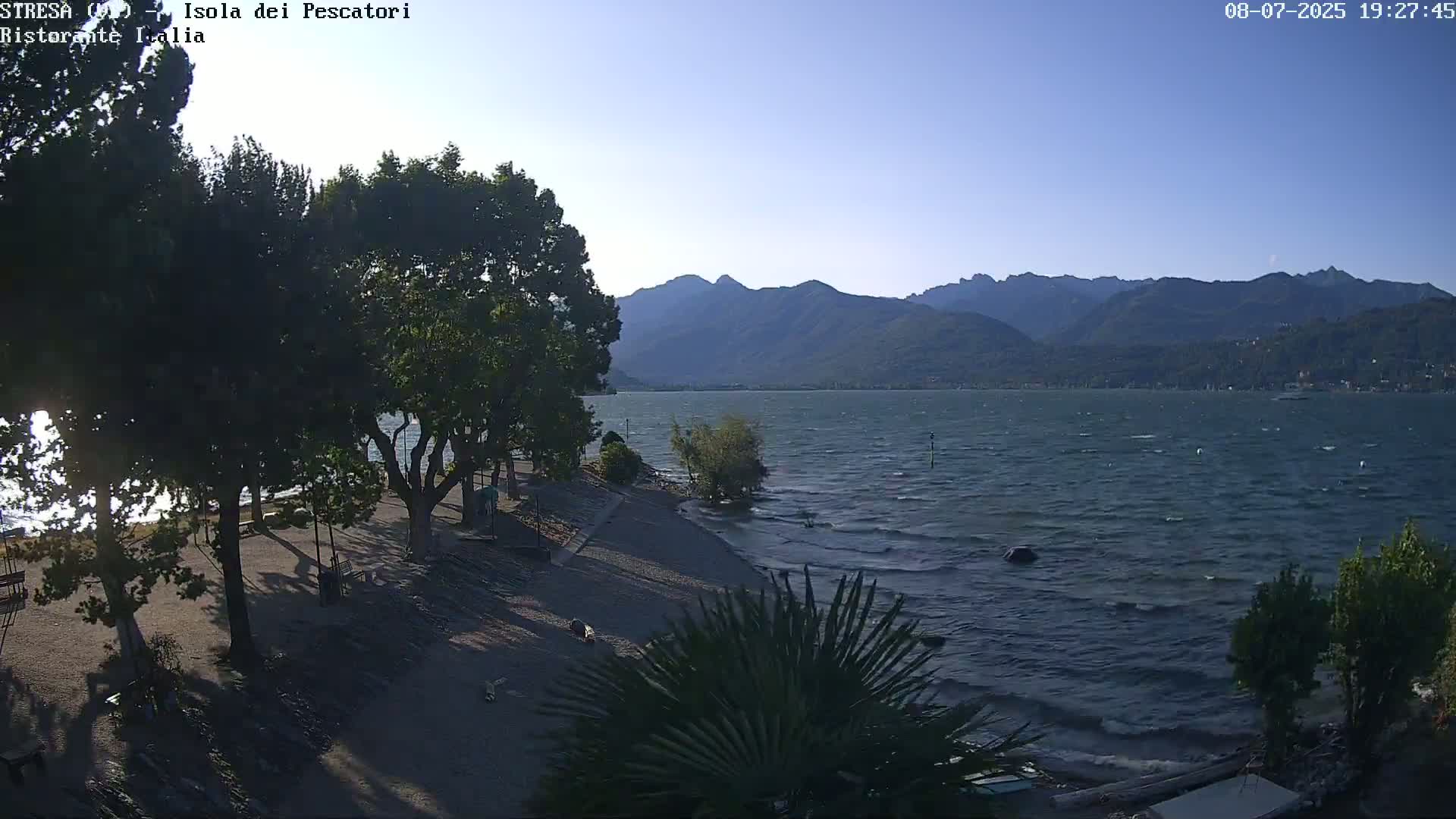 Isola dei Pescatori Island, Maggiore Lake Live Cam - Stresa, Piedmont, Italy