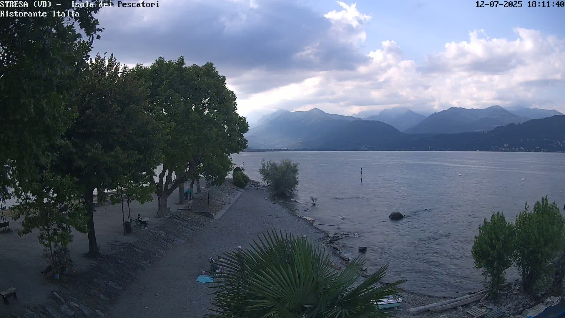 Isola dei Pescatori Island, Maggiore Lake Live Cam - Stresa, Piedmont, Italy