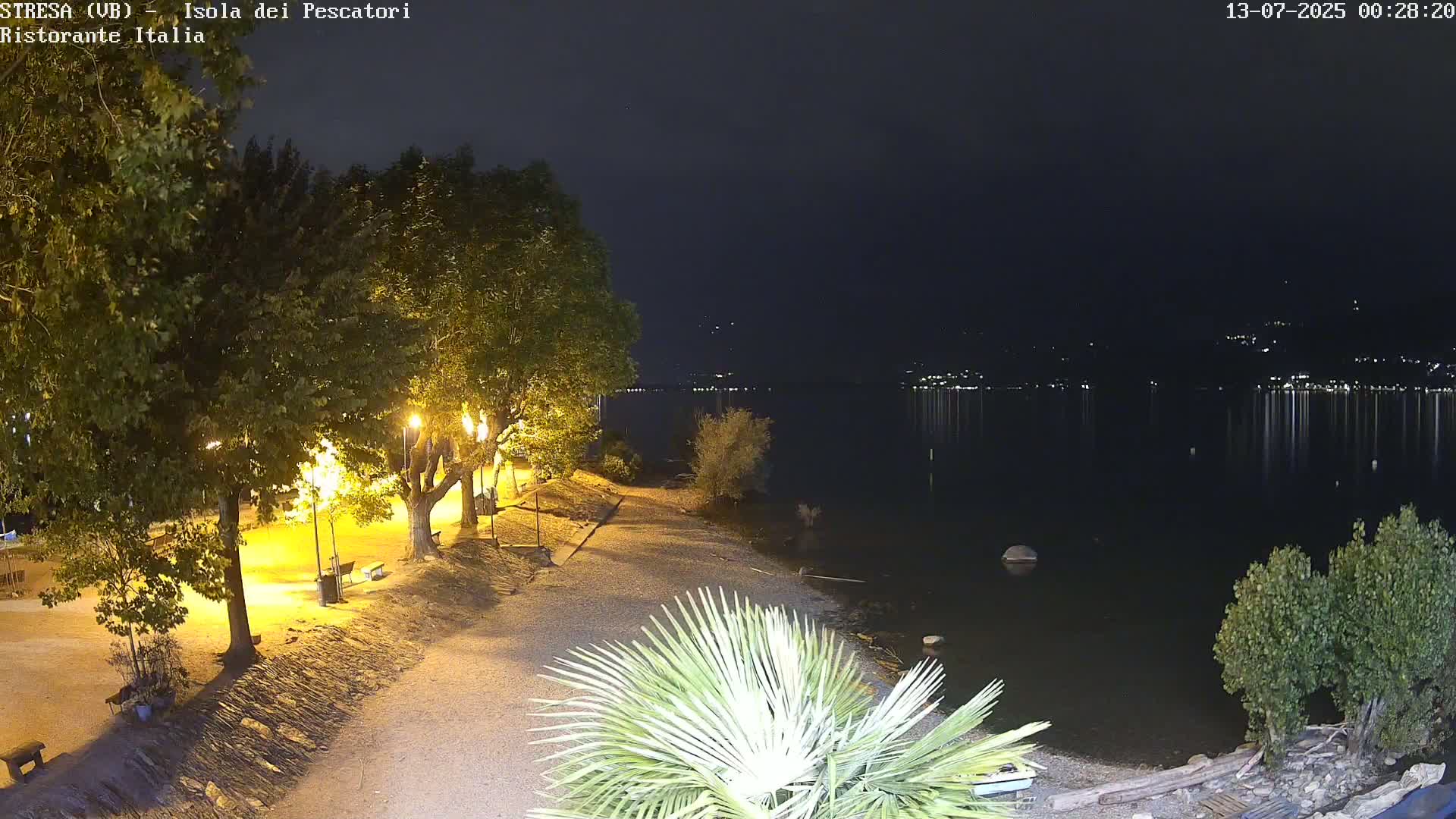 Isola dei Pescatori Island, Maggiore Lake Live Cam - Stresa, Piedmont, Italy