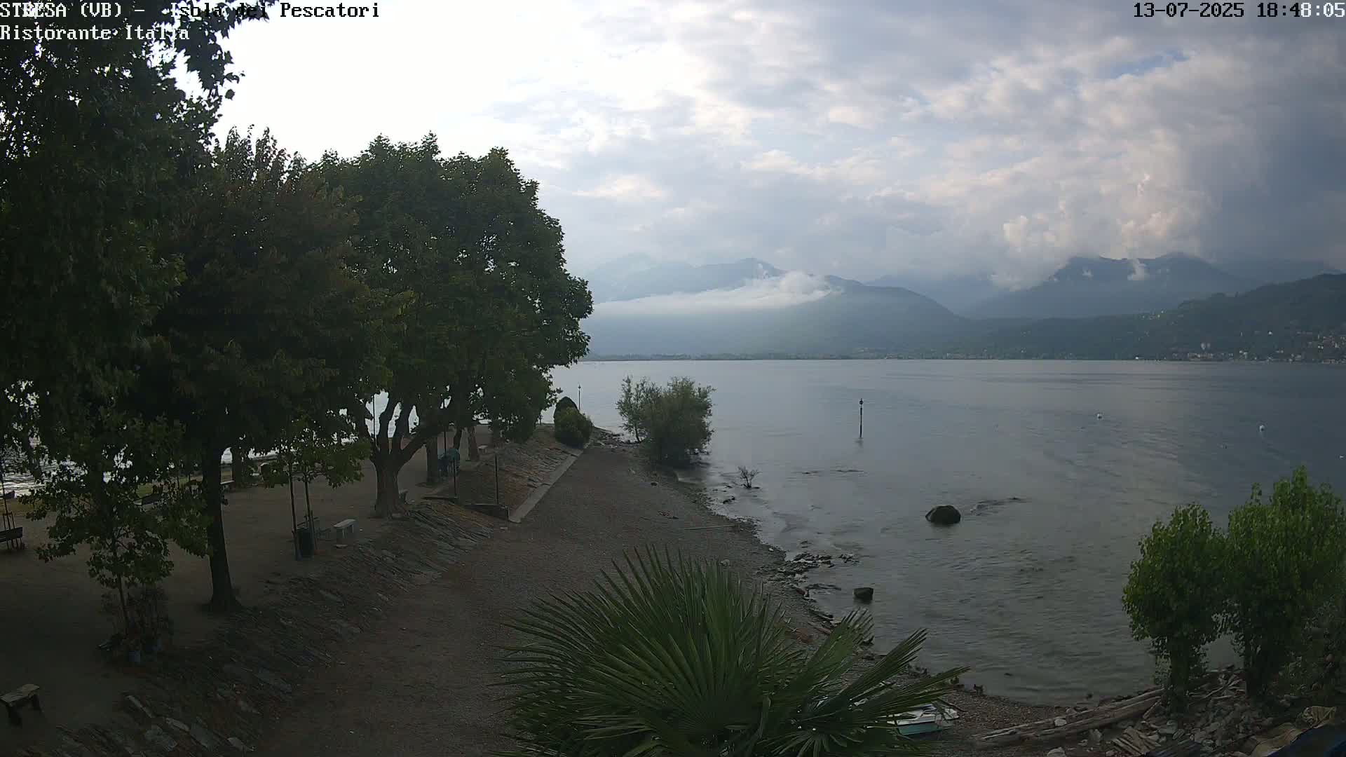 Isola dei Pescatori Island, Maggiore Lake Live Cam - Stresa, Piedmont, Italy