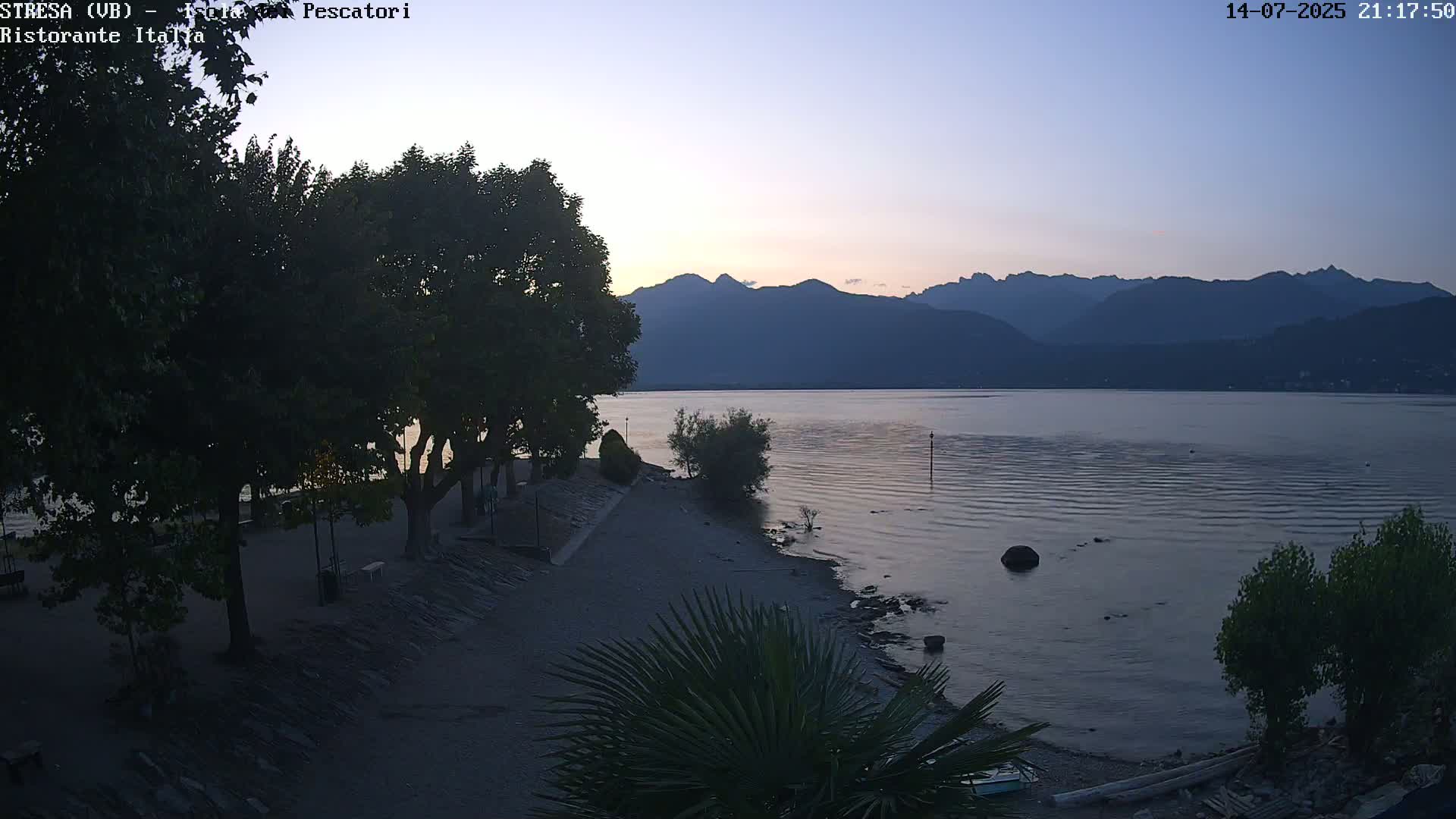 Isola dei Pescatori Island, Maggiore Lake Live Cam - Stresa, Piedmont, Italy