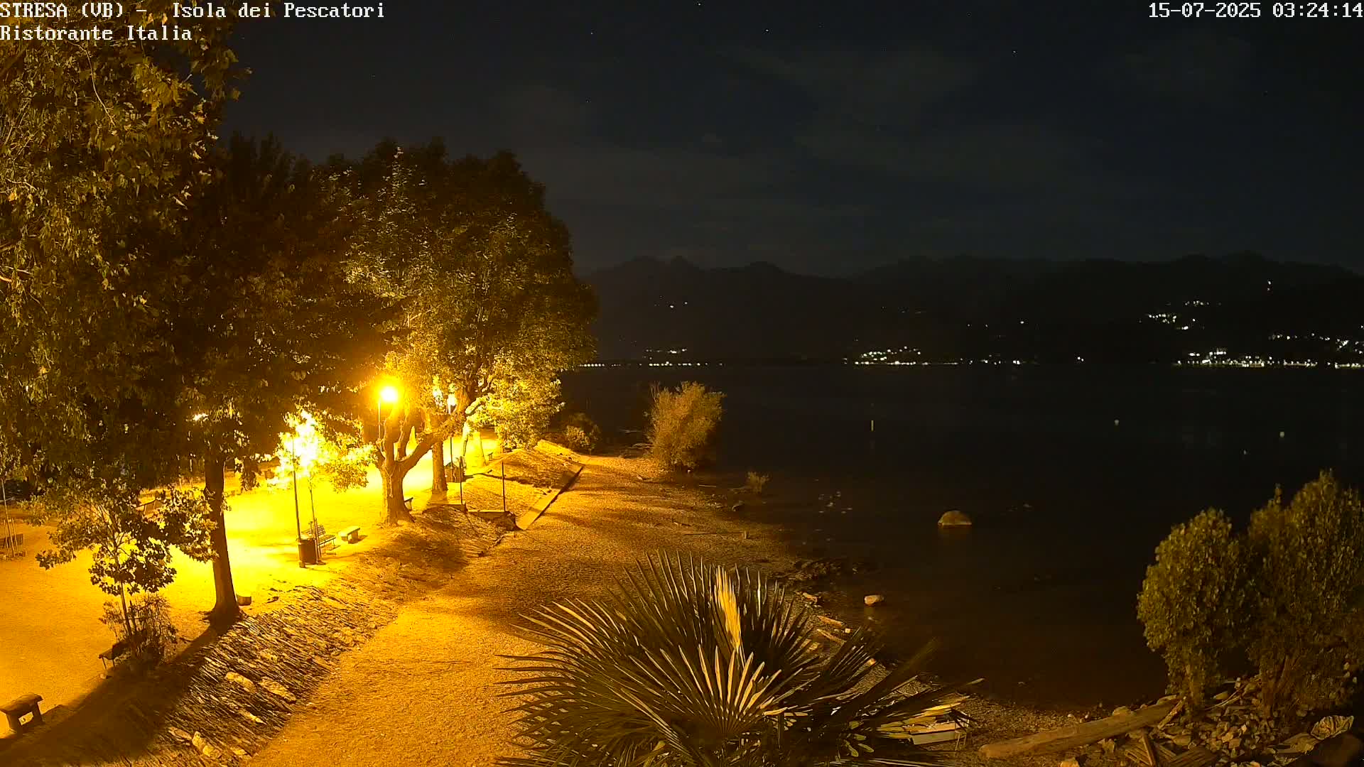 Isola dei Pescatori Island, Maggiore Lake Live Cam - Stresa, Piedmont, Italy