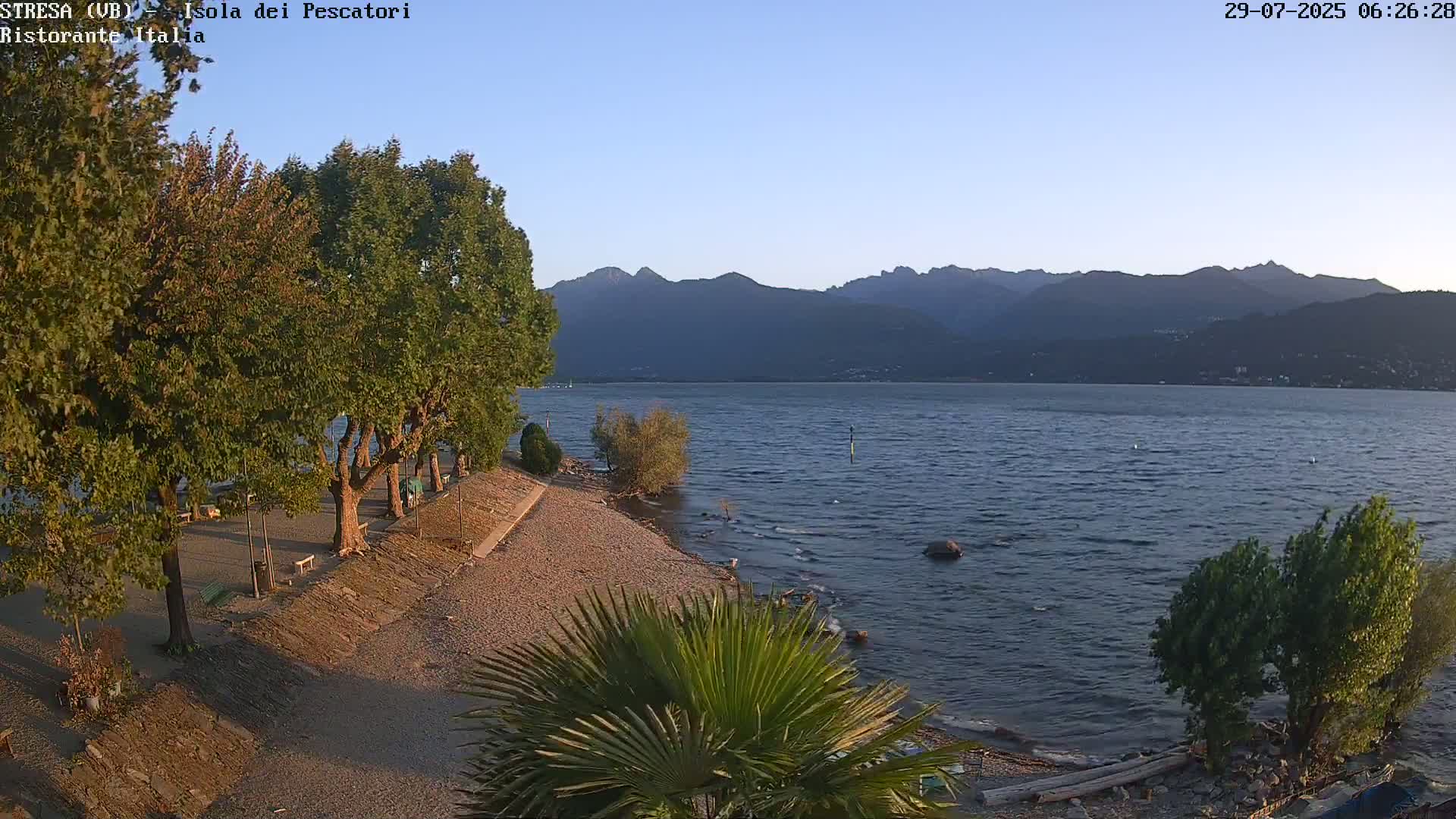 Isola dei Pescatori Island, Maggiore Lake Live Cam - Stresa, Piedmont, Italy