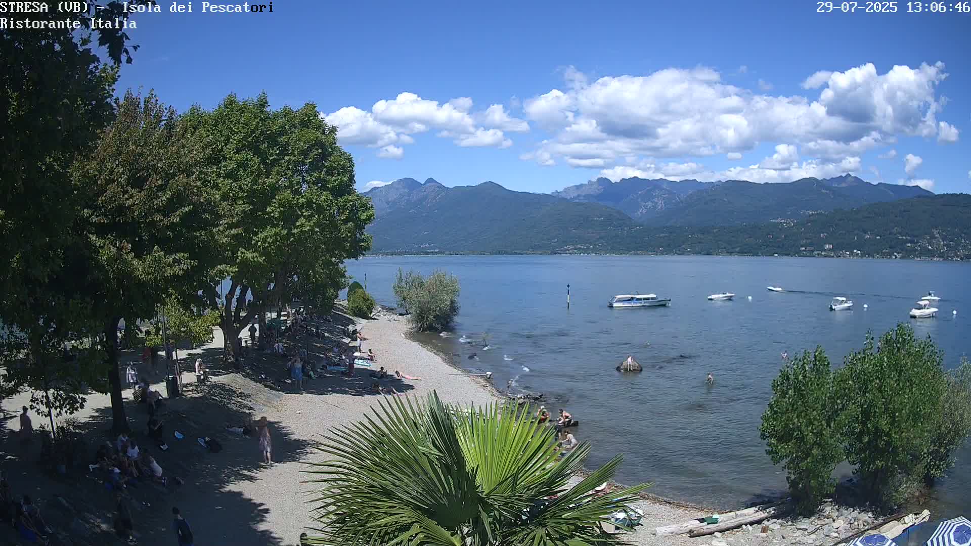 Isola dei Pescatori Island, Maggiore Lake Live Cam - Stresa, Piedmont, Italy