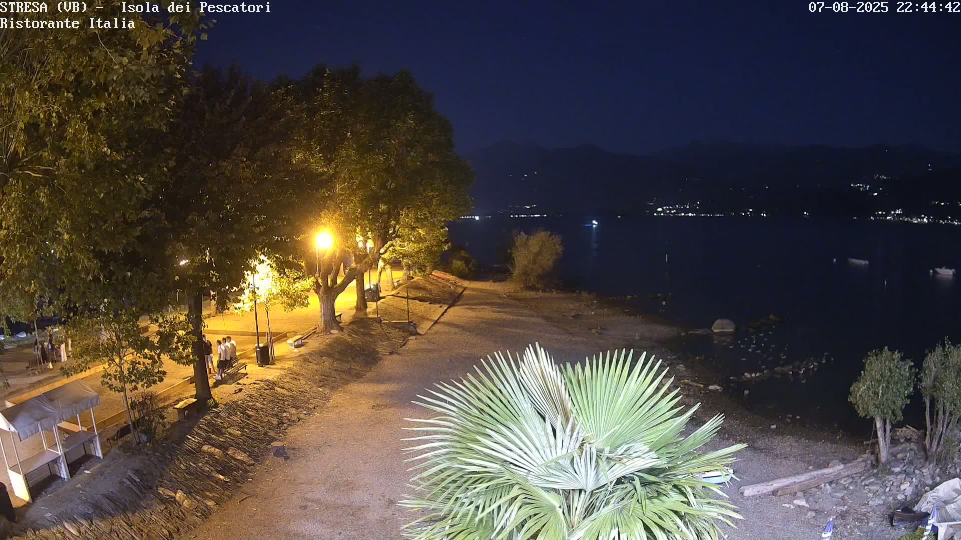 Isola dei Pescatori Island, Maggiore Lake Live Cam - Stresa, Piedmont, Italy