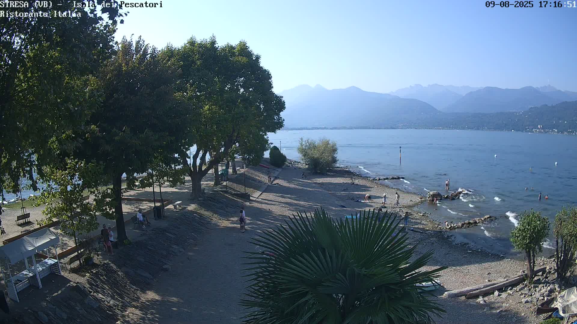 Isola dei Pescatori Island, Maggiore Lake Live Cam - Stresa, Piedmont, Italy