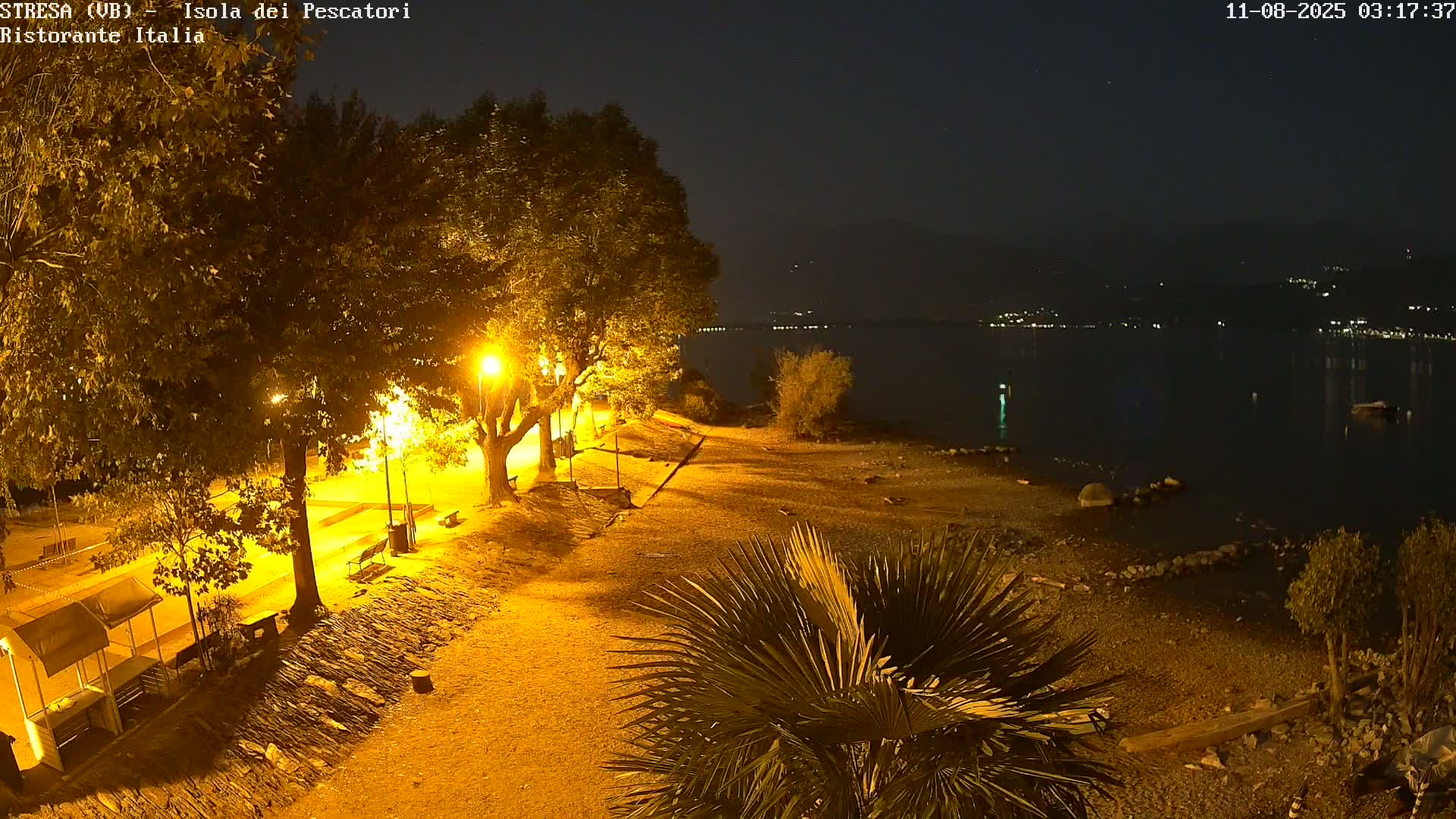 Isola dei Pescatori Island, Maggiore Lake Live Cam - Stresa, Piedmont, Italy