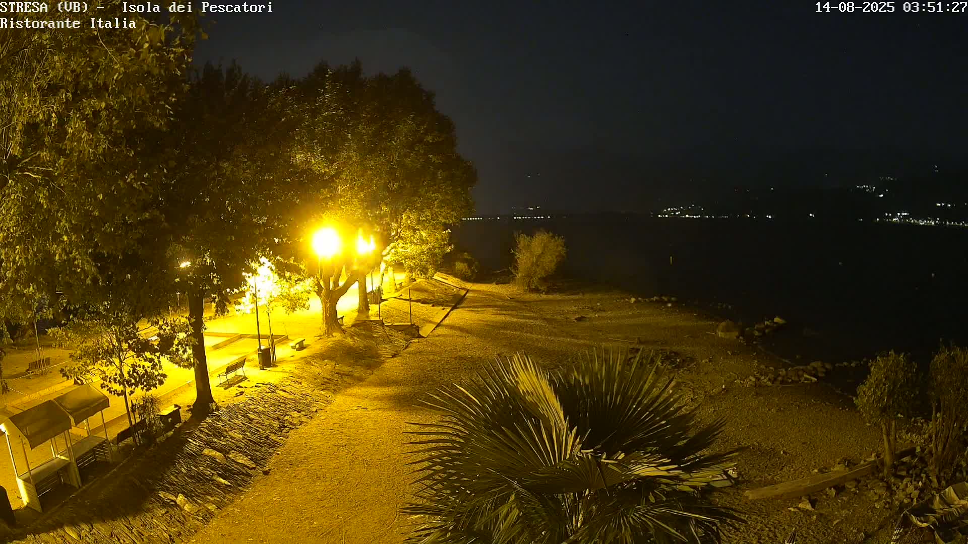 Isola dei Pescatori Island, Maggiore Lake Live Cam - Stresa, Piedmont, Italy