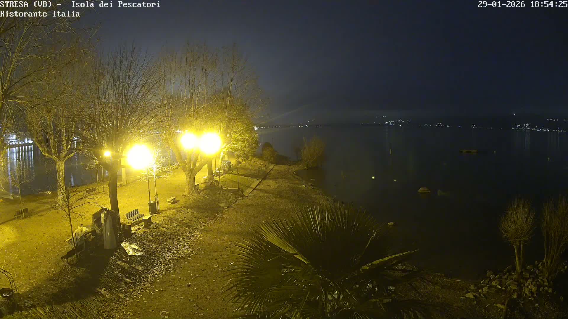 Isola dei Pescatori Island, Maggiore Lake Live Cam - Stresa, Piedmont, Italy