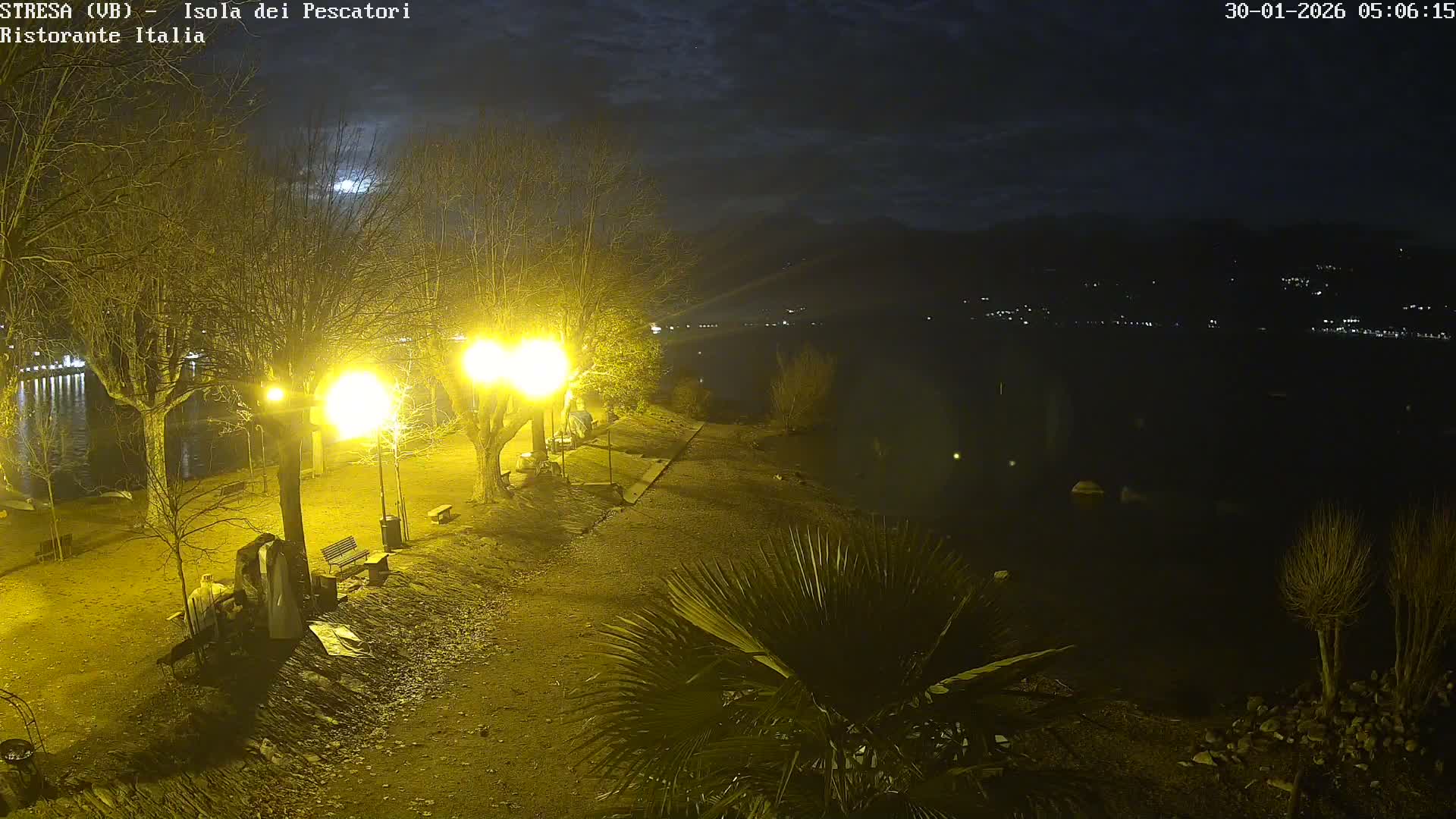 Isola dei Pescatori Island, Maggiore Lake Live Cam - Stresa, Piedmont, Italy