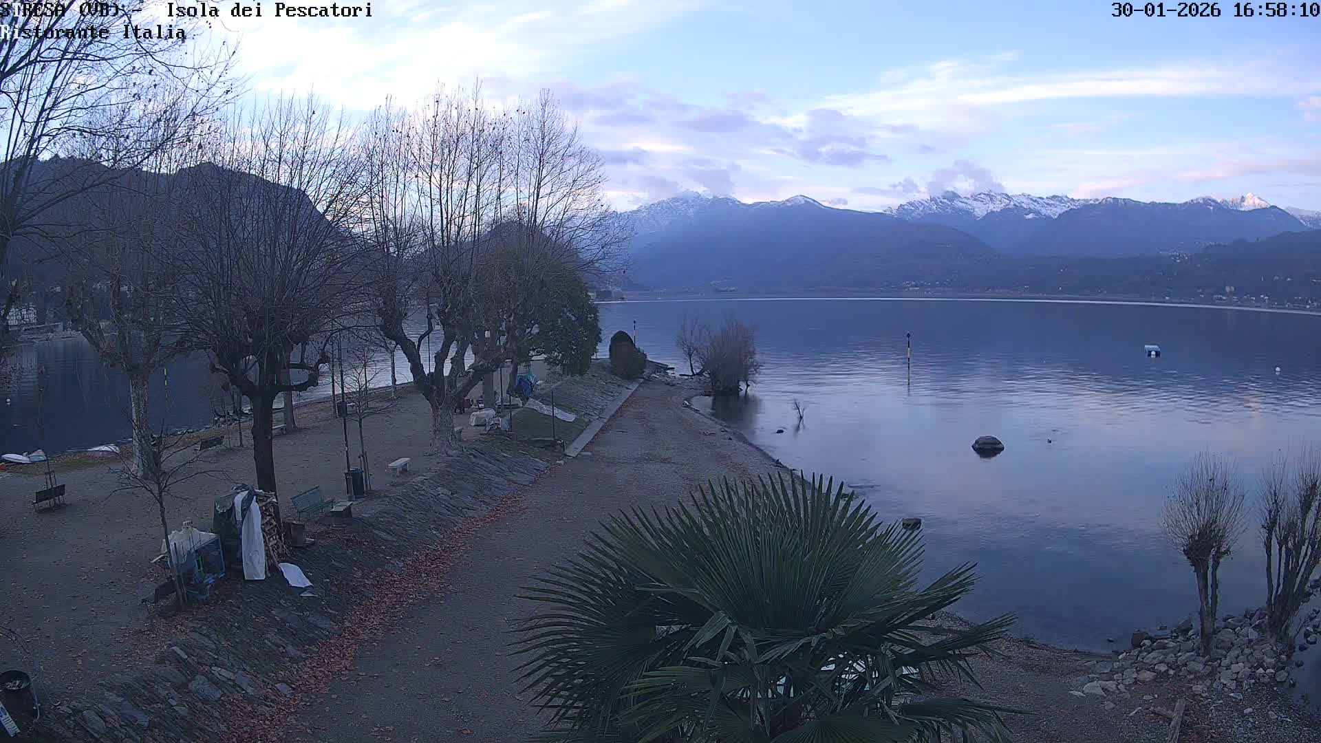 Isola dei Pescatori Island, Maggiore Lake Live Cam - Stresa, Piedmont, Italy
