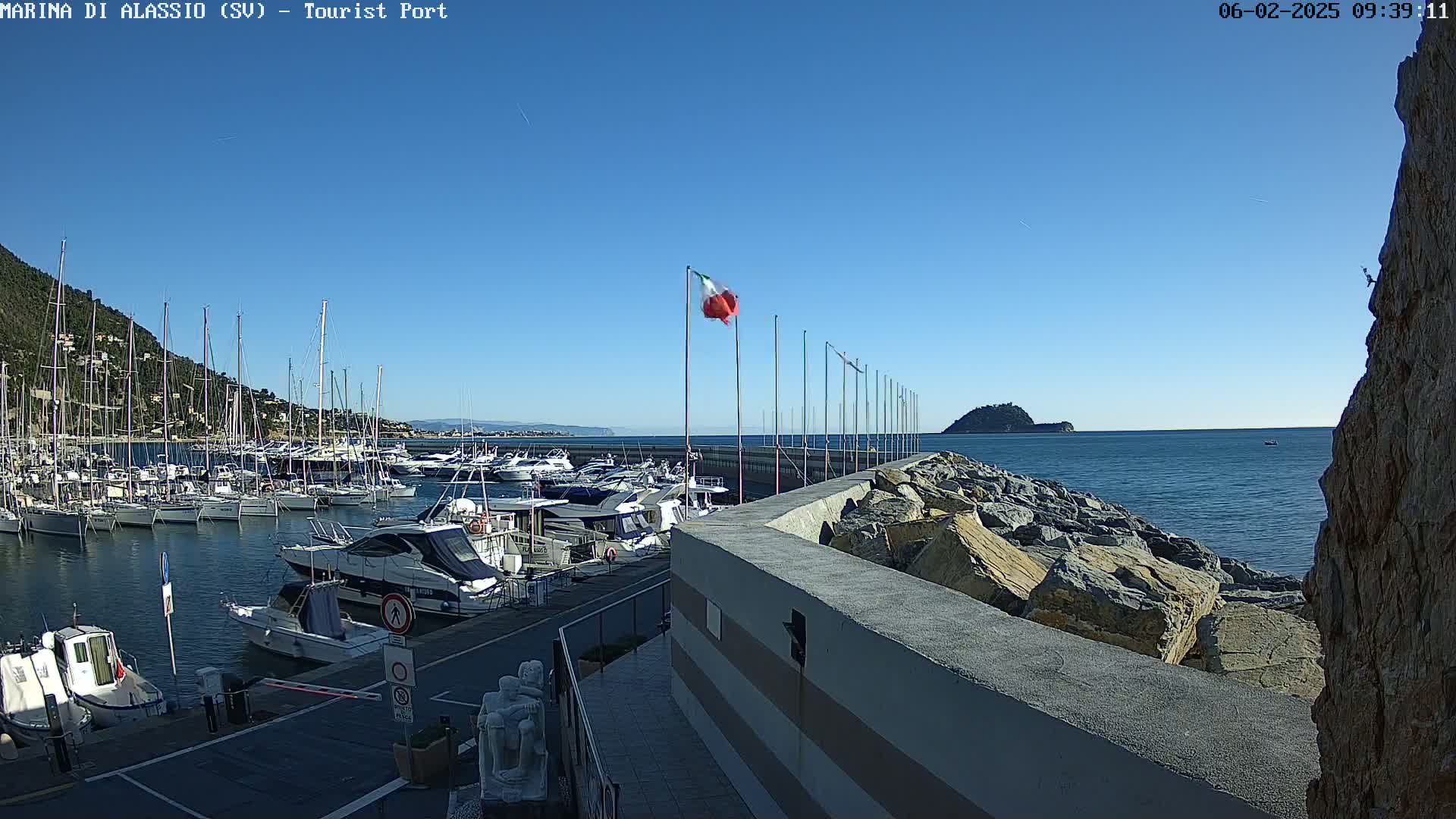 Alassio  Marina , Porto Luca Ferrari Live Cam - Alassio,  Liguria, Italy