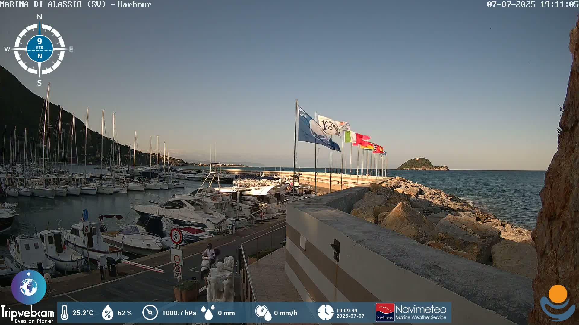 Alassio  Marina , Porto Luca Ferrari Live Cam - Alassio,  Liguria, Italy