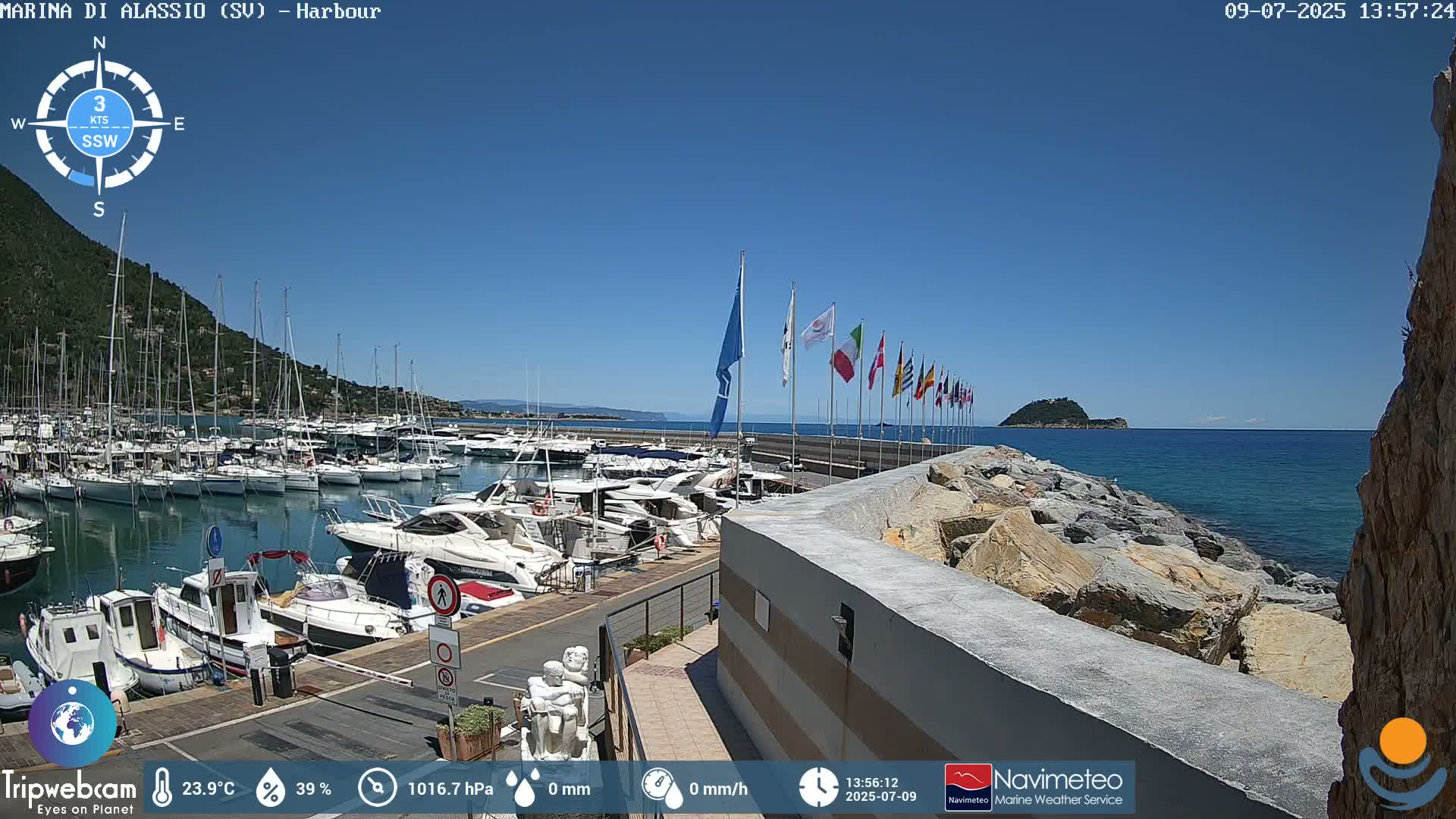 Alassio  Marina , Porto Luca Ferrari Live Cam - Alassio,  Liguria, Italy