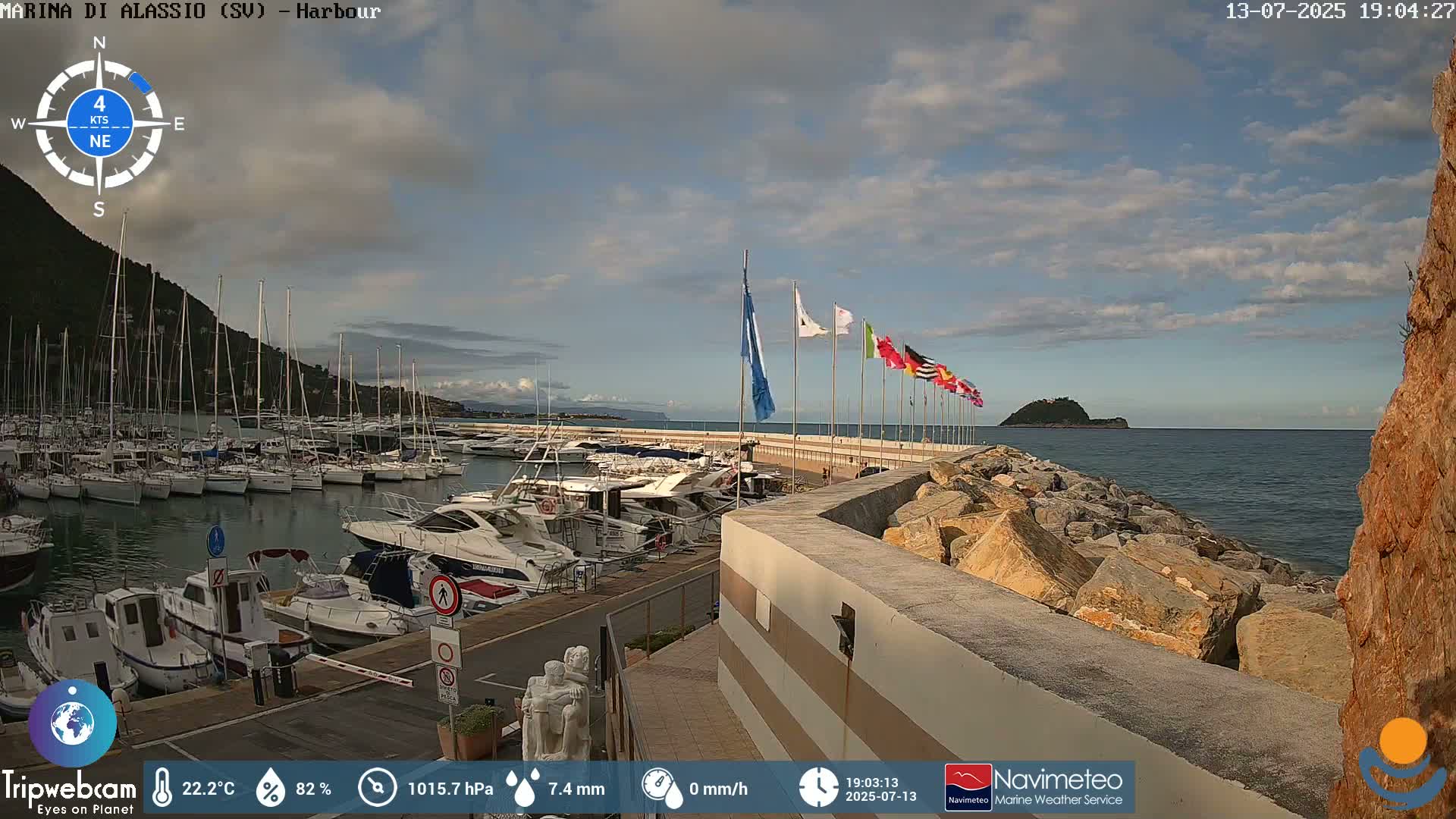 Alassio  Marina , Porto Luca Ferrari Live Cam - Alassio,  Liguria, Italy