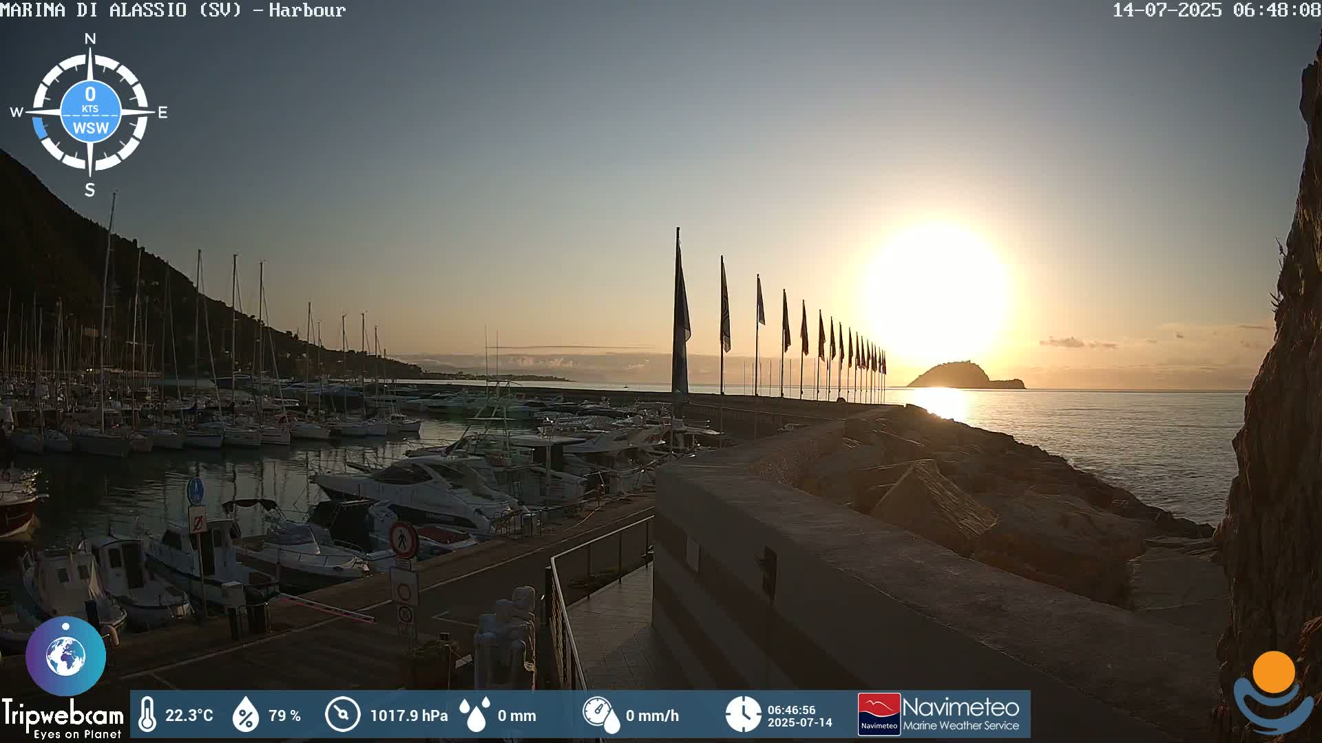 Alassio  Marina , Porto Luca Ferrari Live Cam - Alassio,  Liguria, Italy