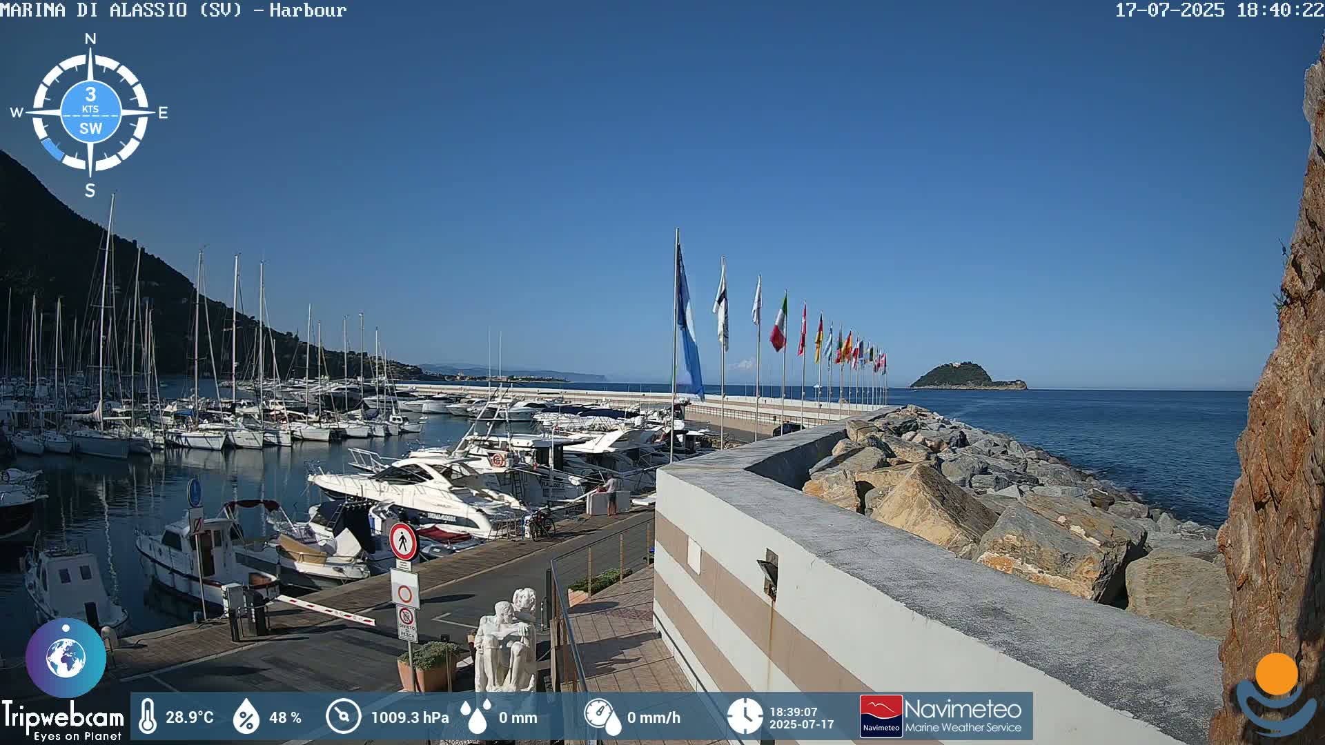 Alassio  Marina , Porto Luca Ferrari Live Cam - Alassio,  Liguria, Italy