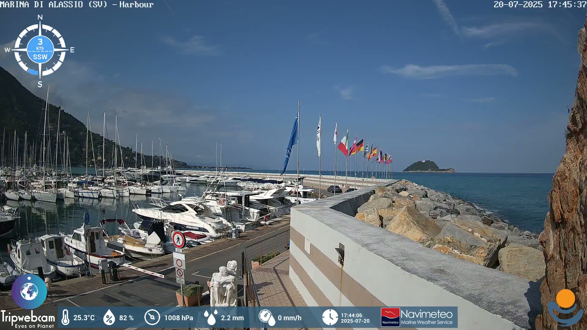 Alassio  Marina , Porto Luca Ferrari Live Cam - Alassio,  Liguria, Italy