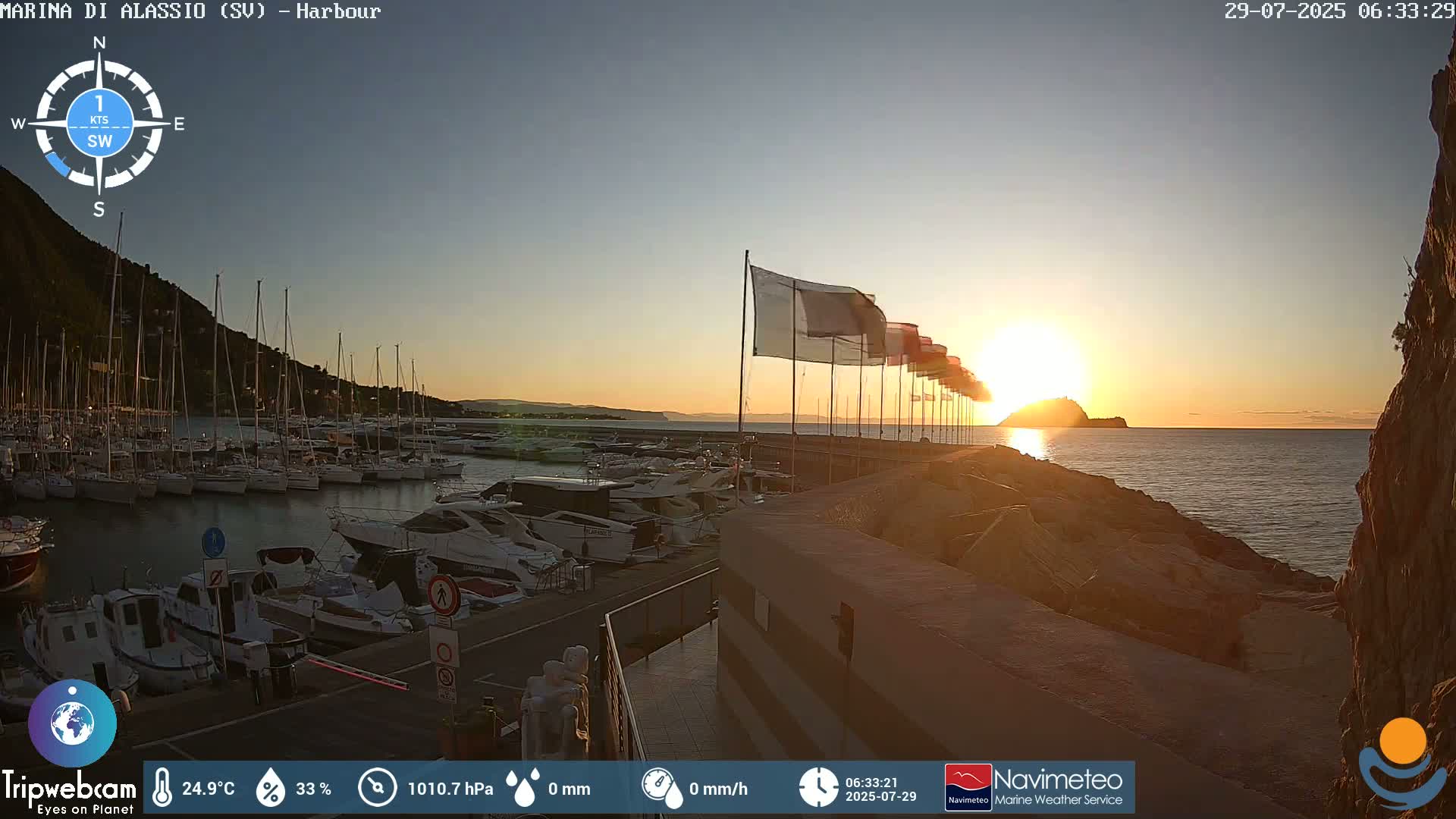Alassio  Marina , Porto Luca Ferrari Live Cam - Alassio,  Liguria, Italy